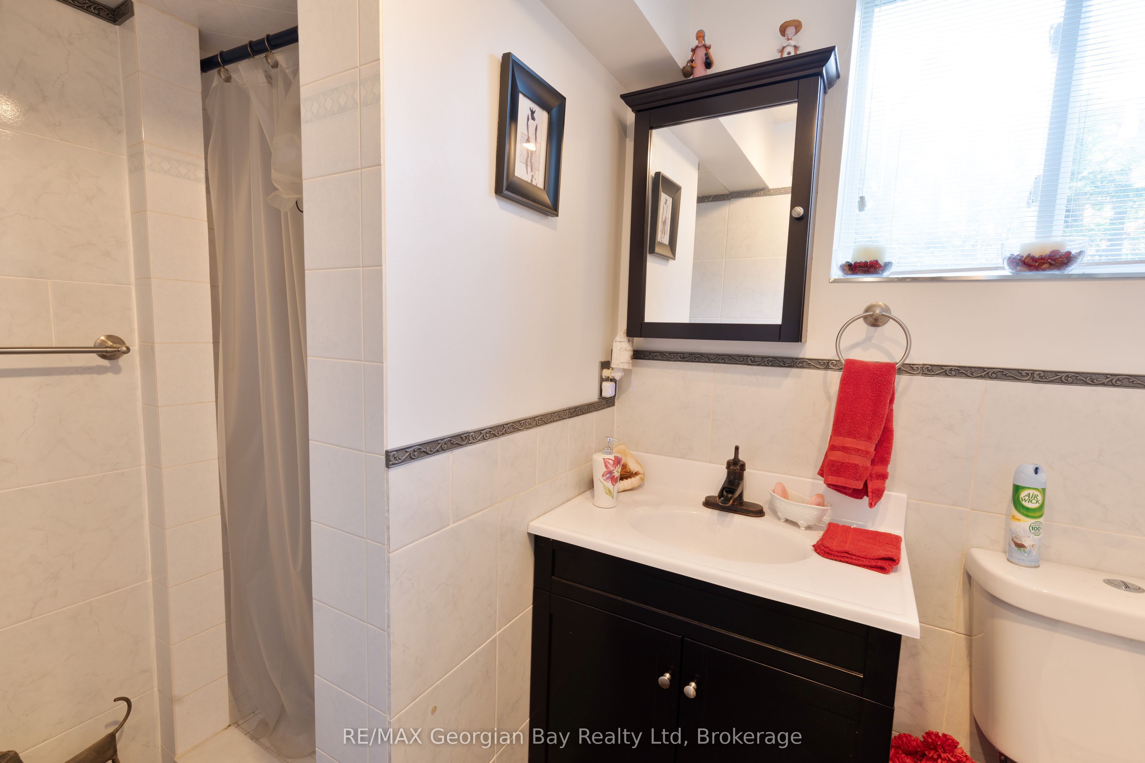 33 Anderson Crescent Property Photo 25