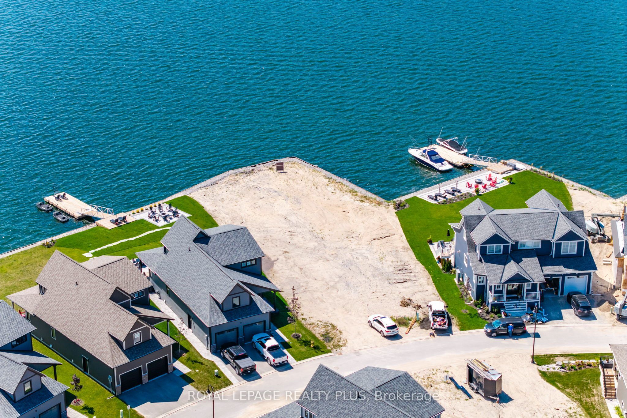 20 Navigator Road Property Photo 7
