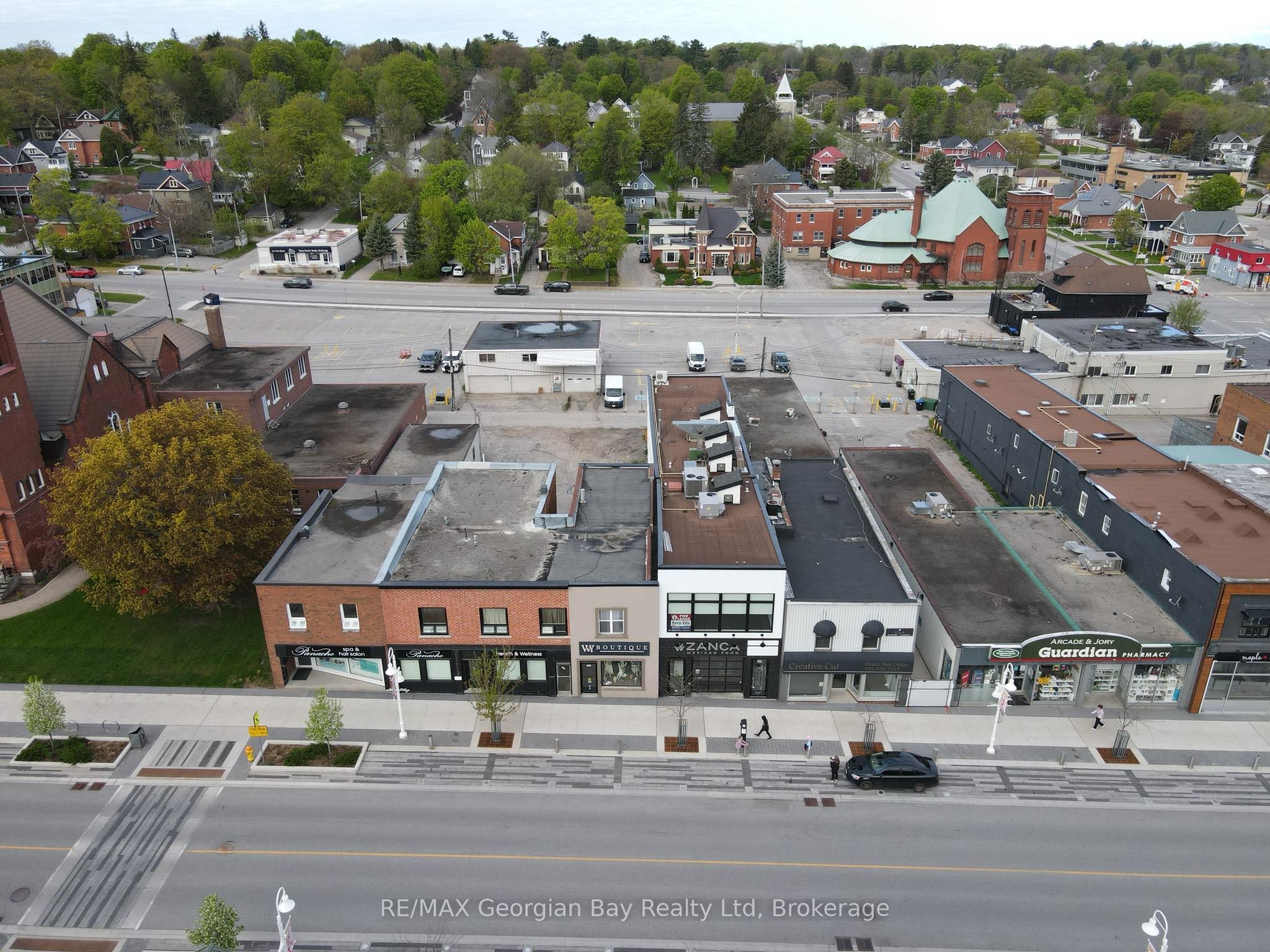 290 King Street Property Photo 15