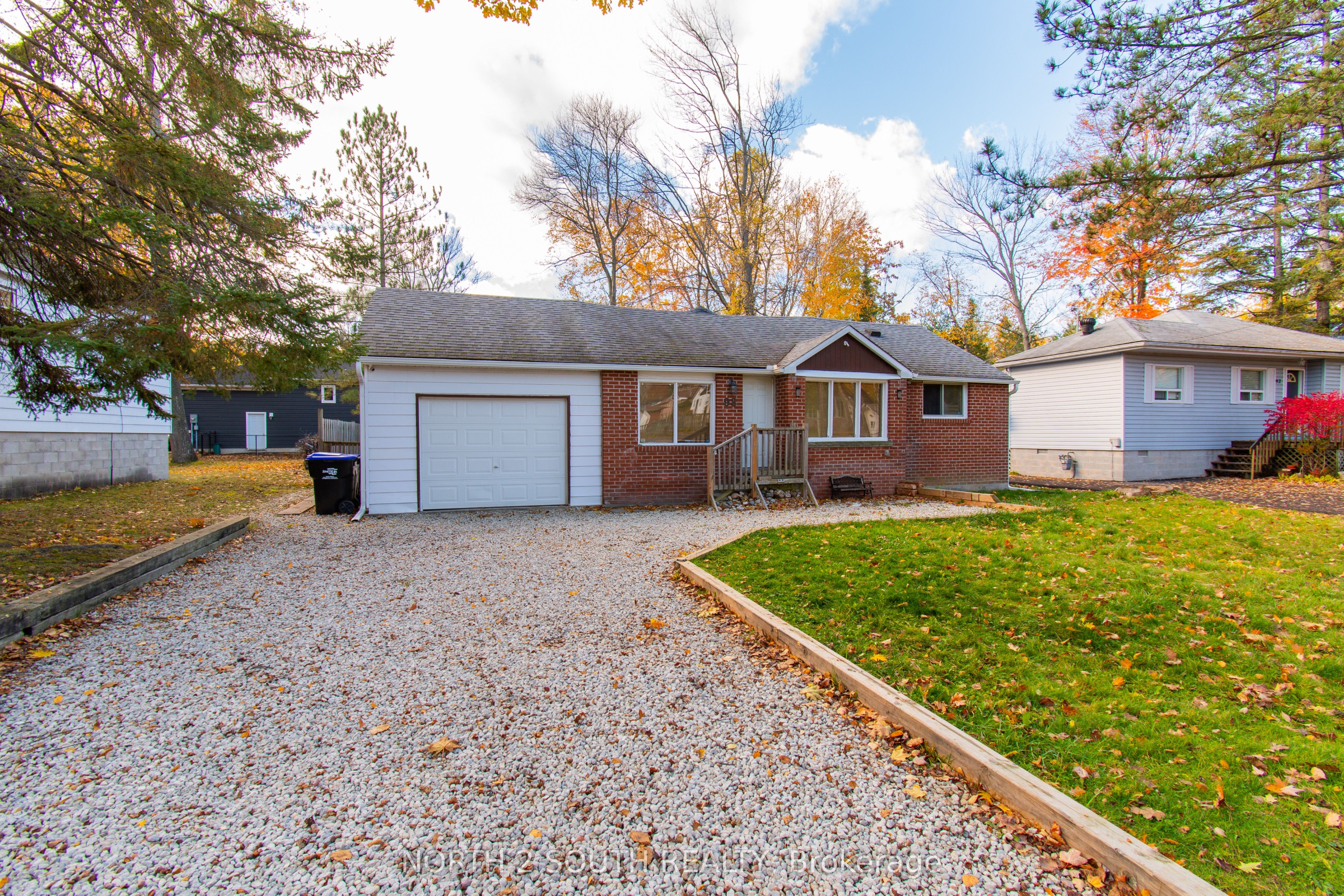 98 33rd Street N Property Photo 1