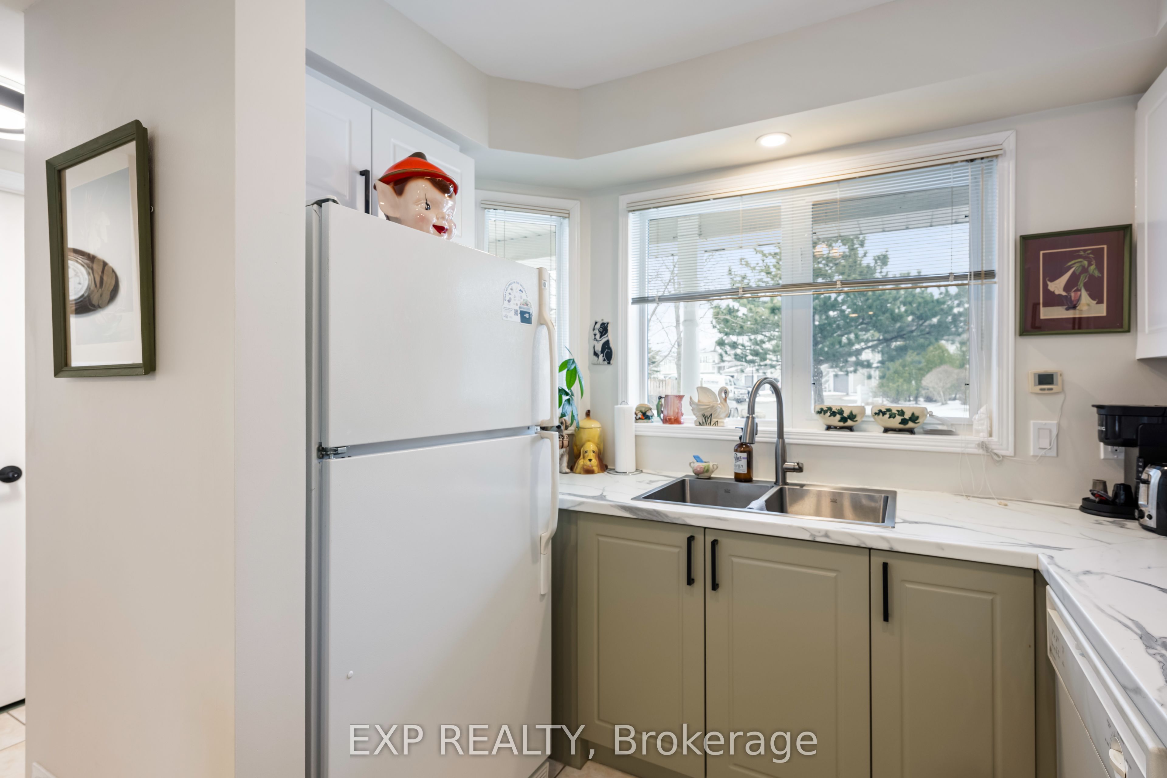 22 Cranberry Surf Property Photo 12