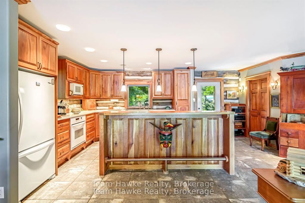 968 Sumac Lane Property Photo 8
