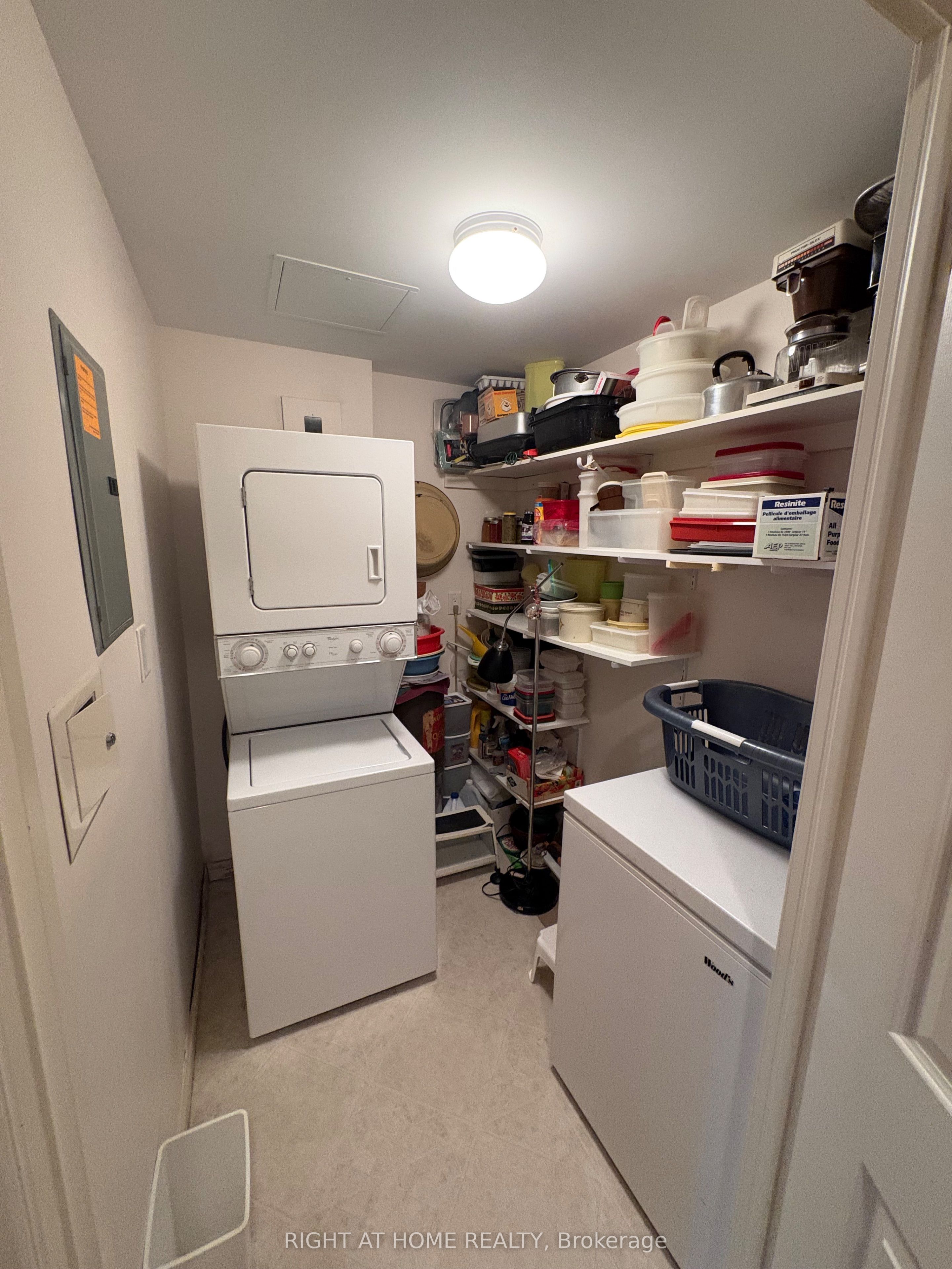 90 Dean Avenue 312 Property Photo 38