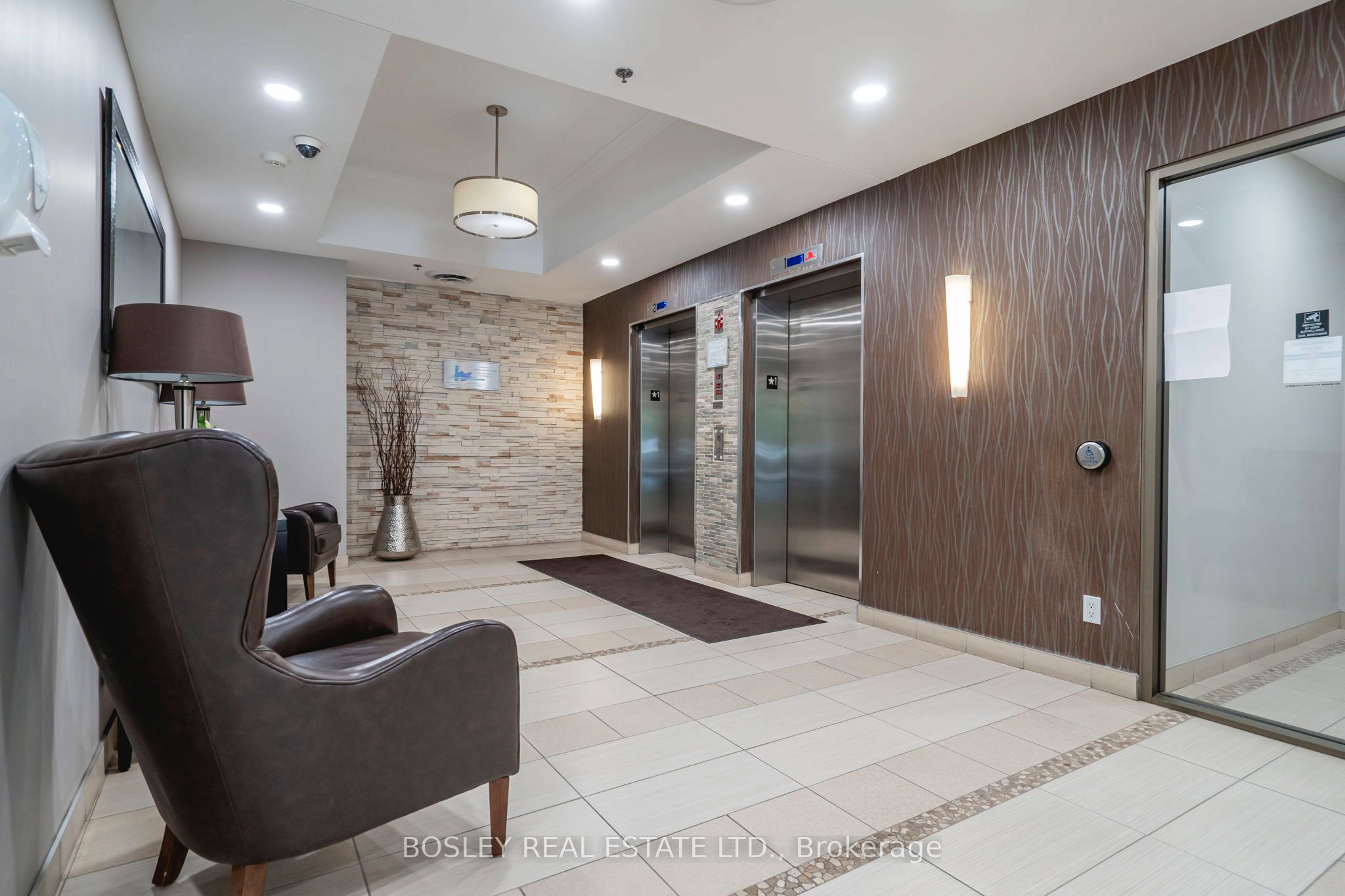 699 Aberdeen Boulevard 307 Property Photo 25