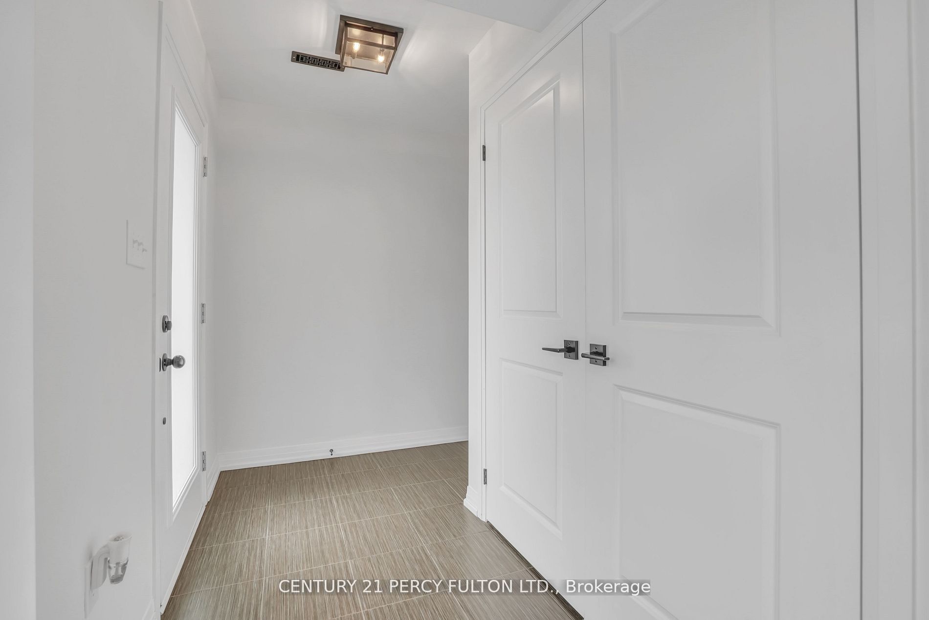 89 Fairlane Avenue Property Photo 7