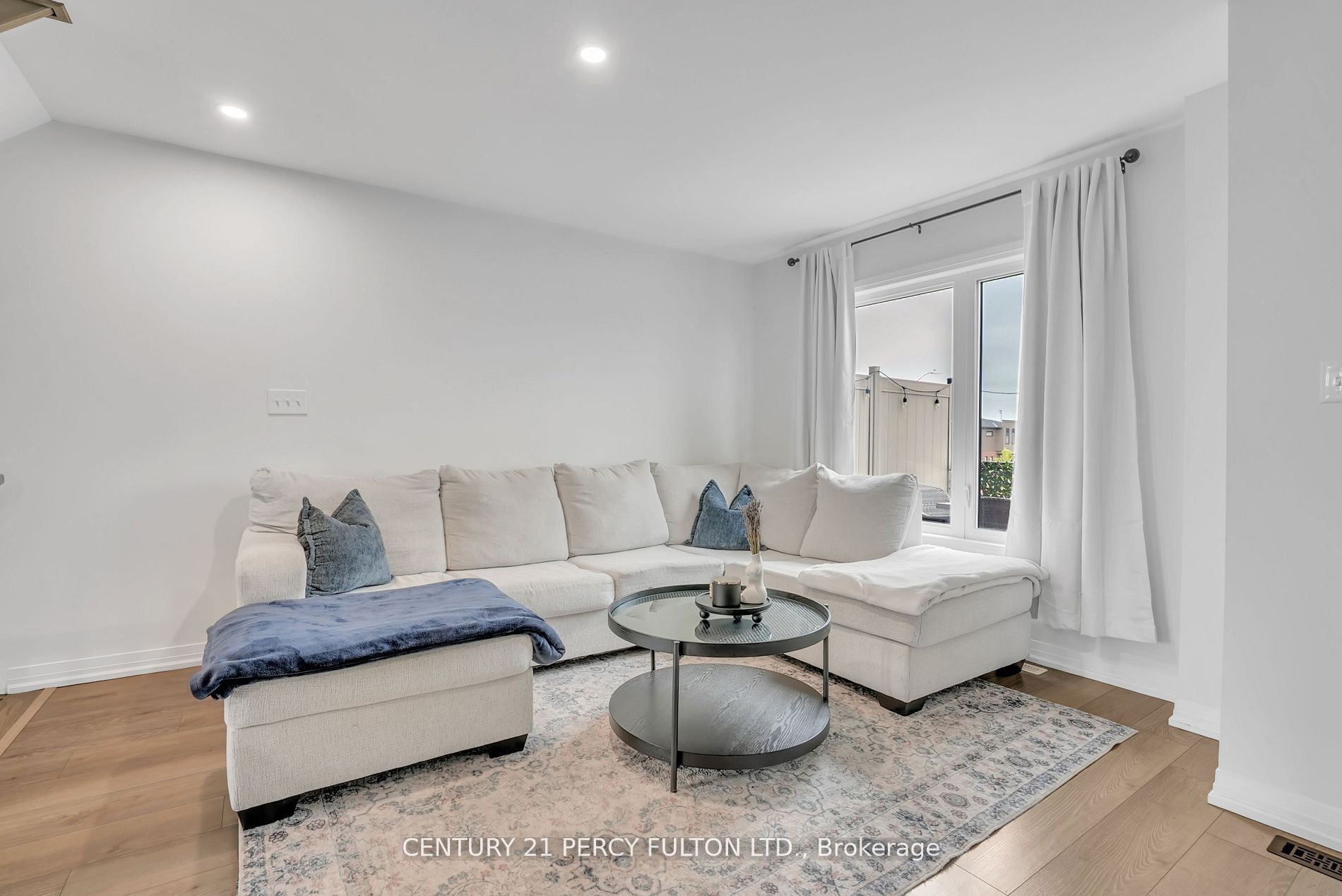 89 Fairlane Avenue Property Photo 13