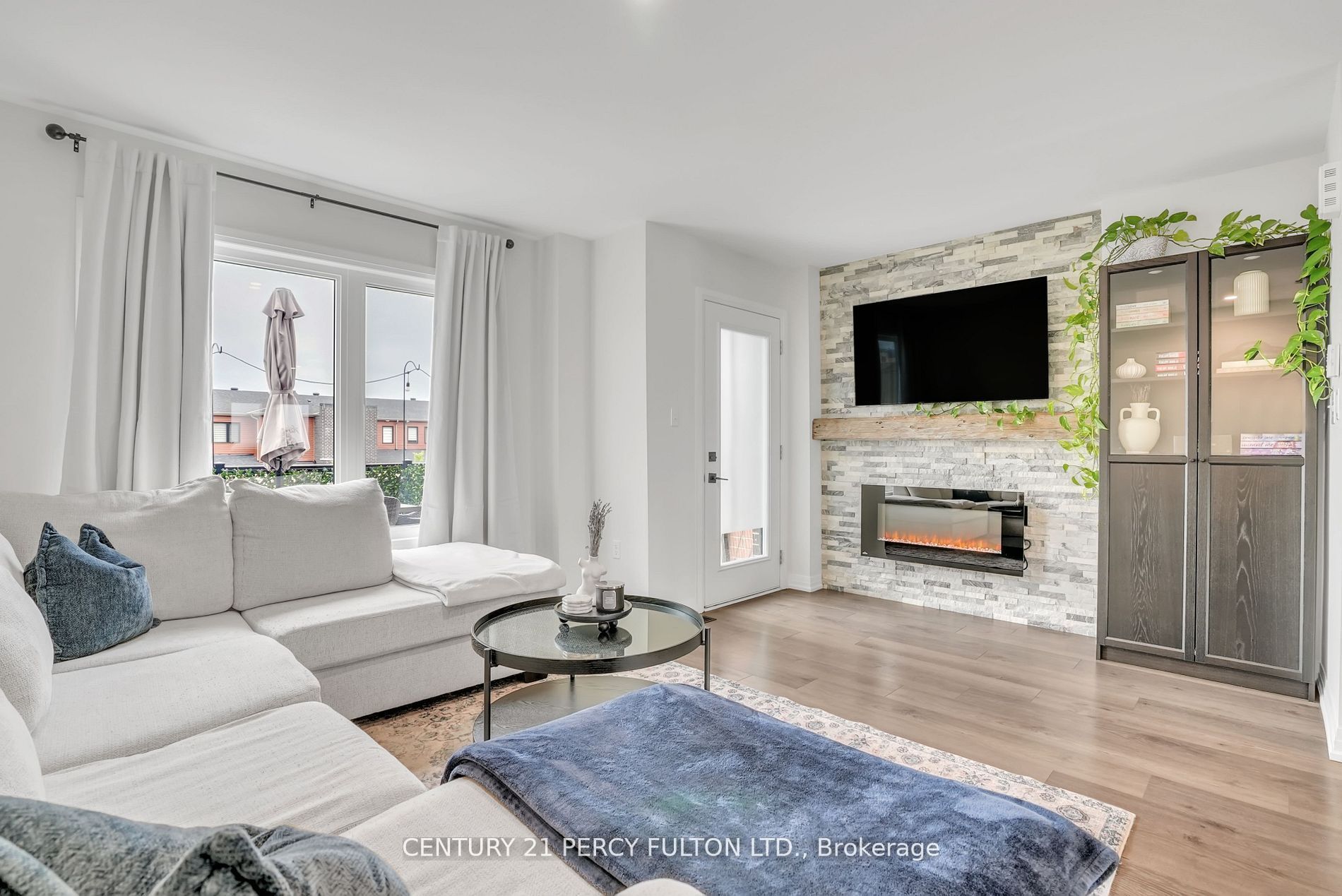 89 Fairlane Avenue Property Photo 15