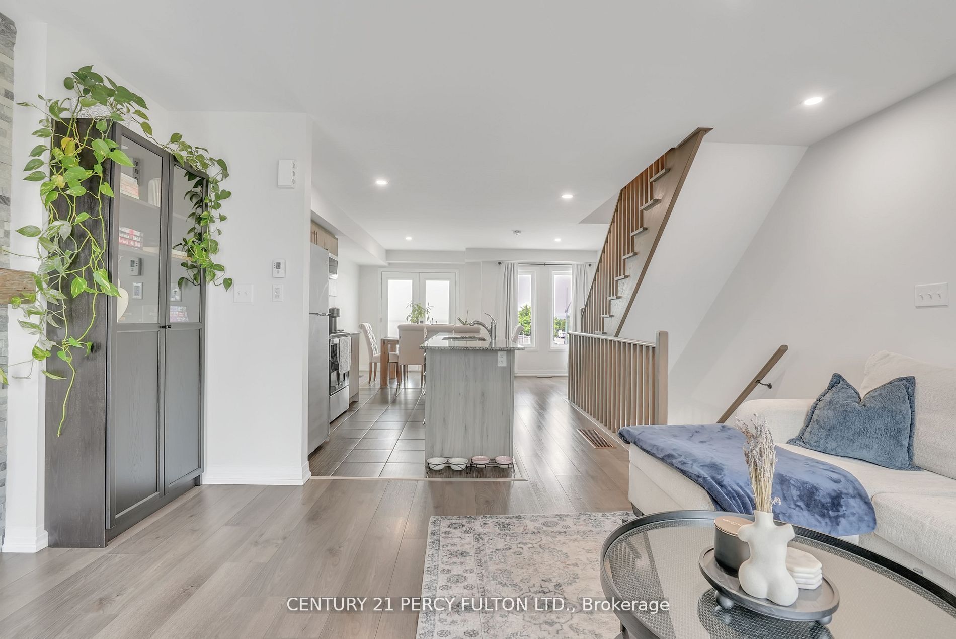 89 Fairlane Avenue Property Photo 18