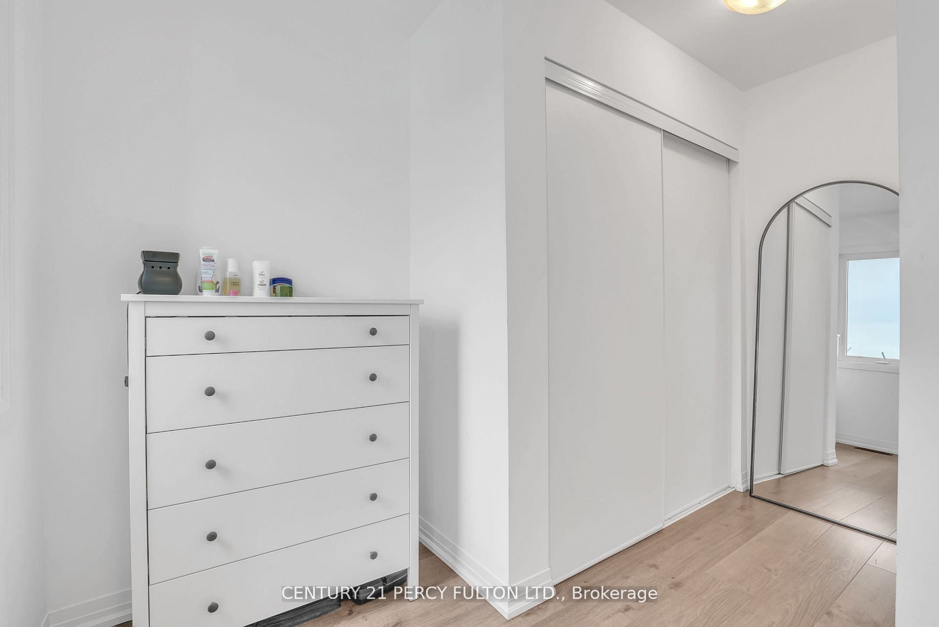 89 Fairlane Avenue Property Photo 25