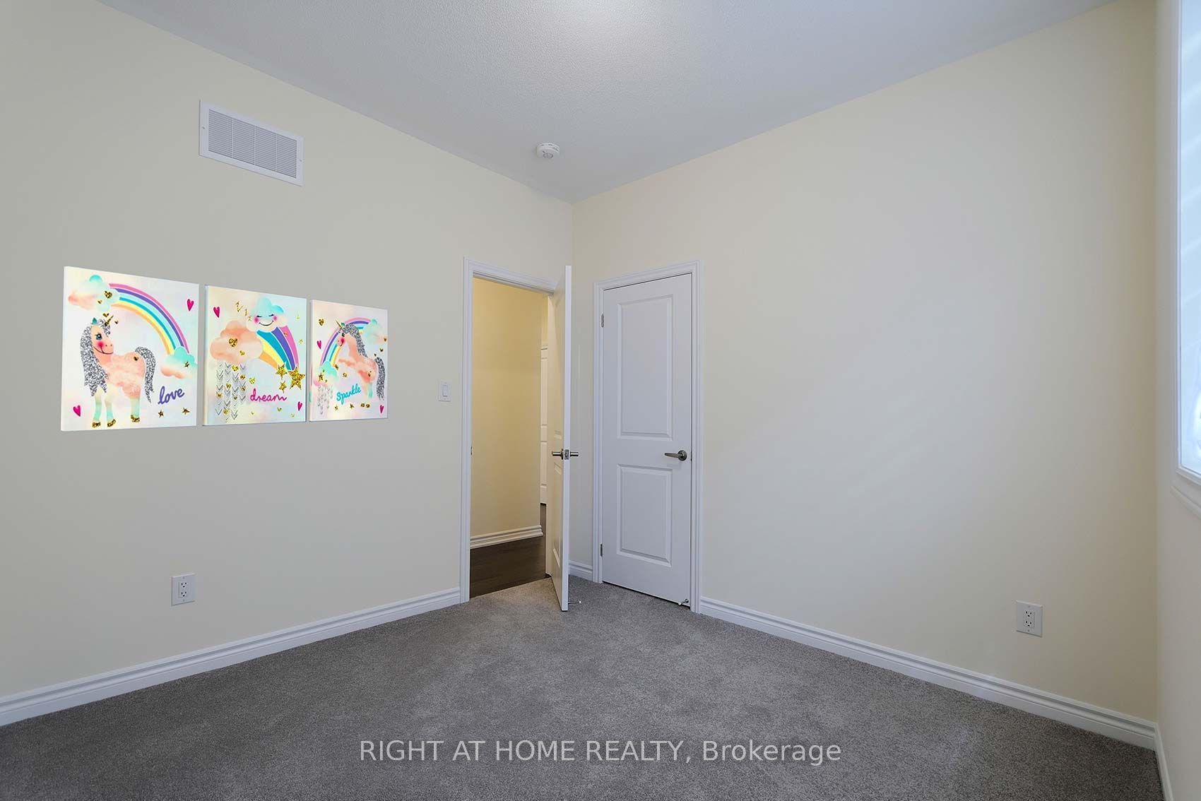 49 Simona Avenue Property Photo 23