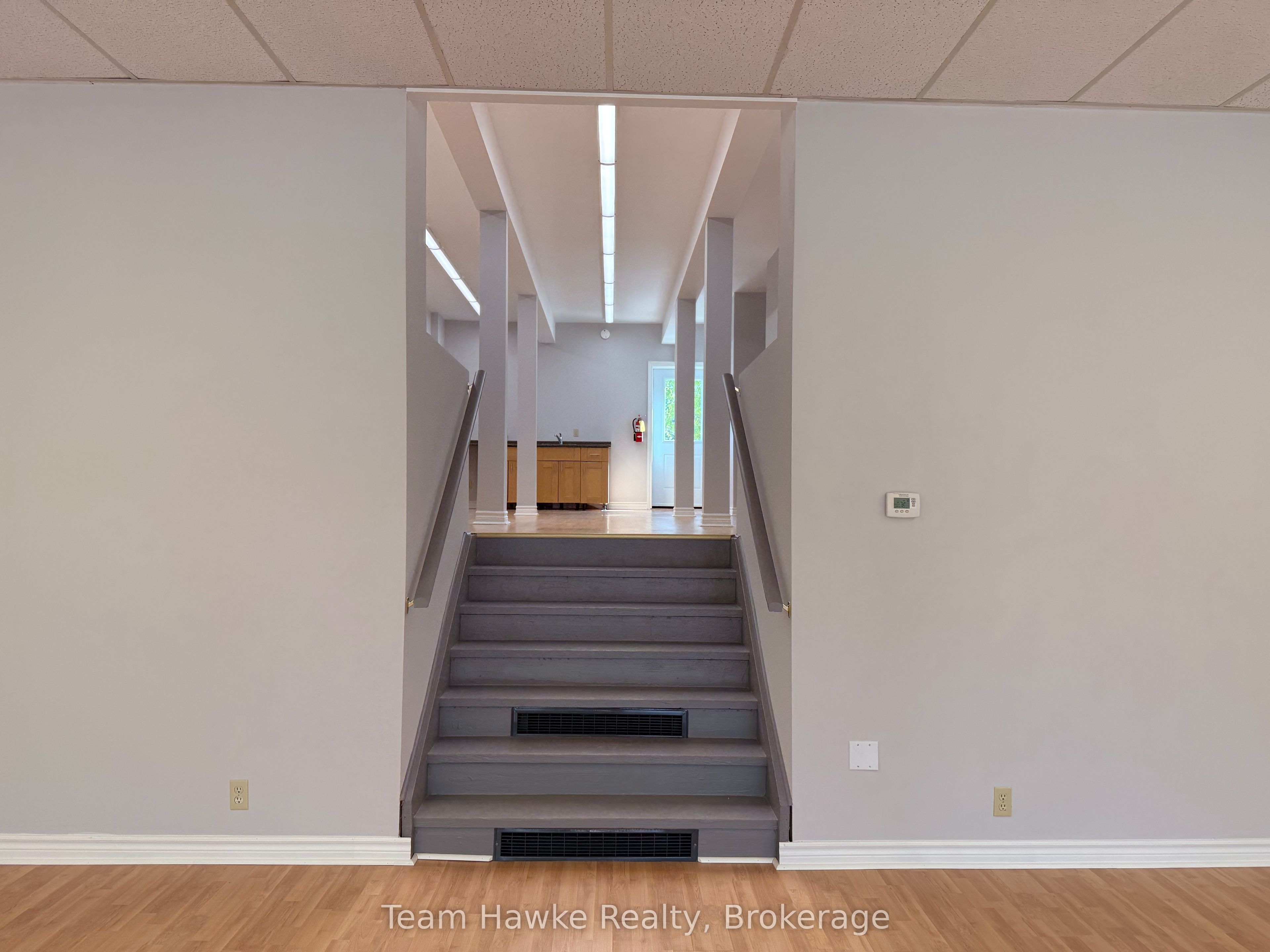 365 King Street Property Photo 8