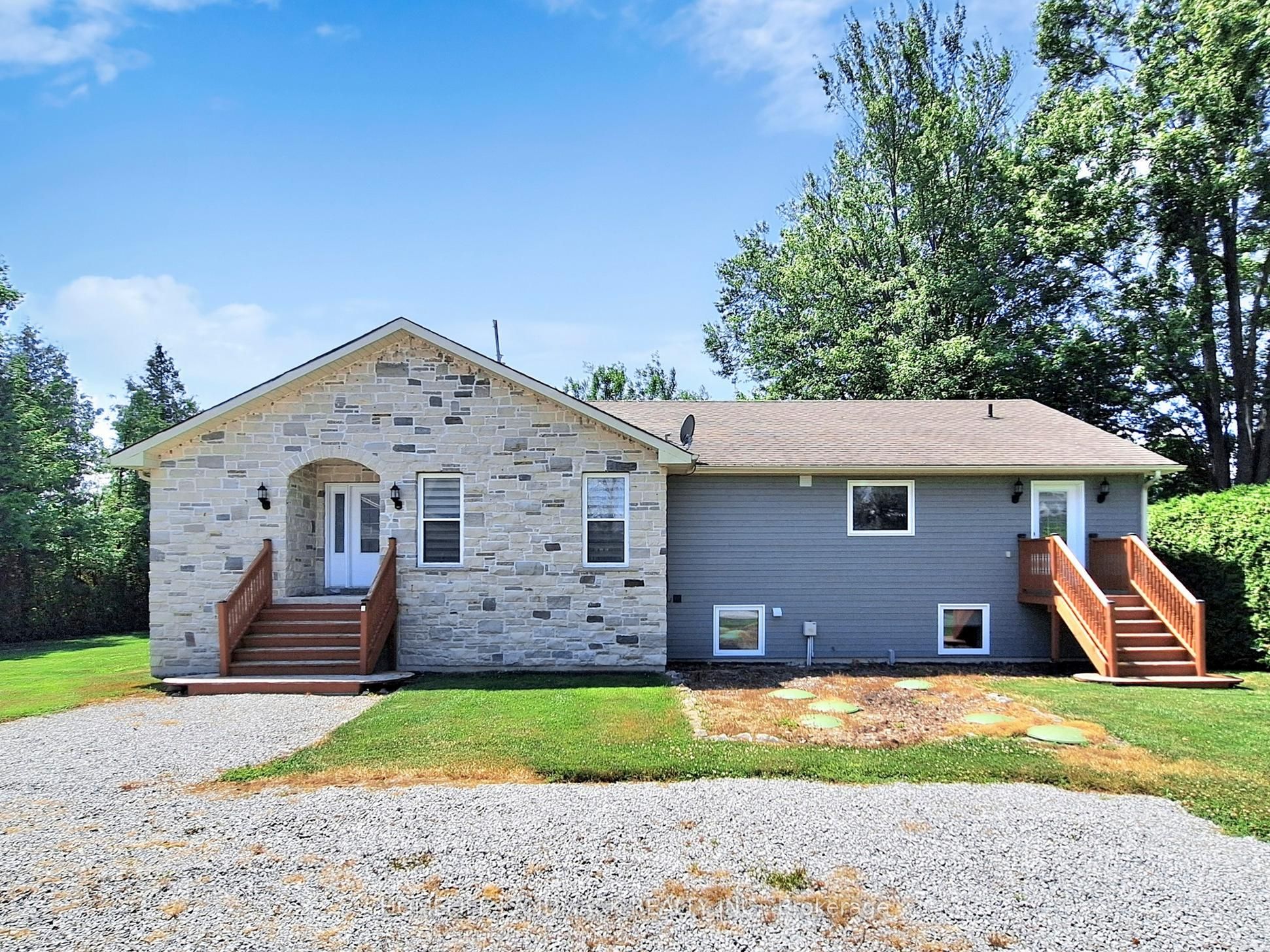 1662 Lakeshore Drive Property Photo 1
