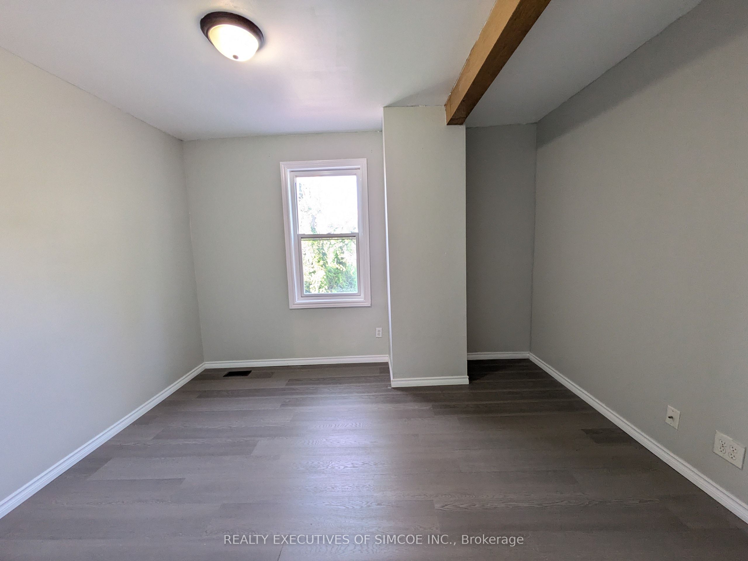87 Maple Avenue Property Photo 9