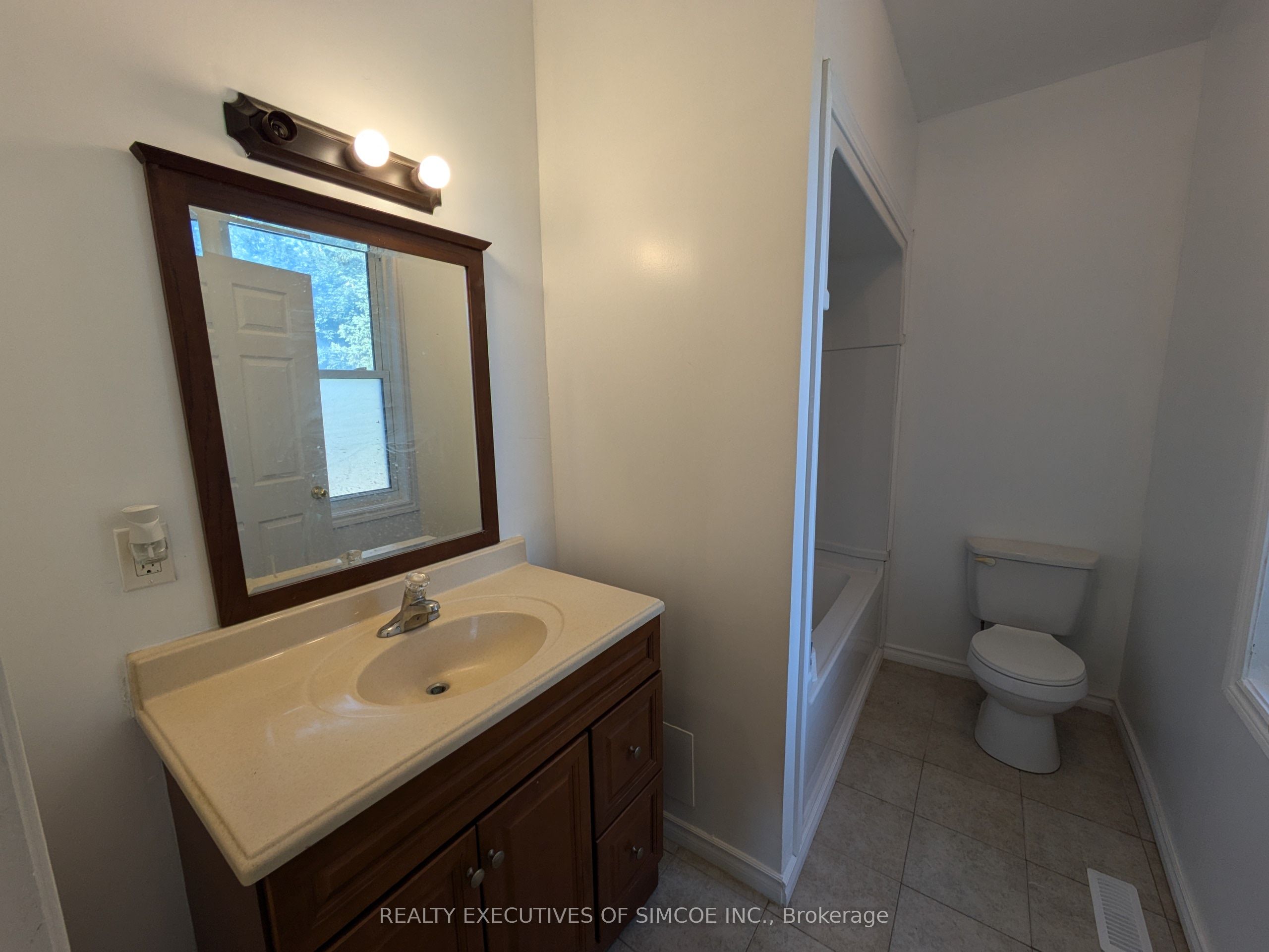 87 Maple Avenue Property Photo 12