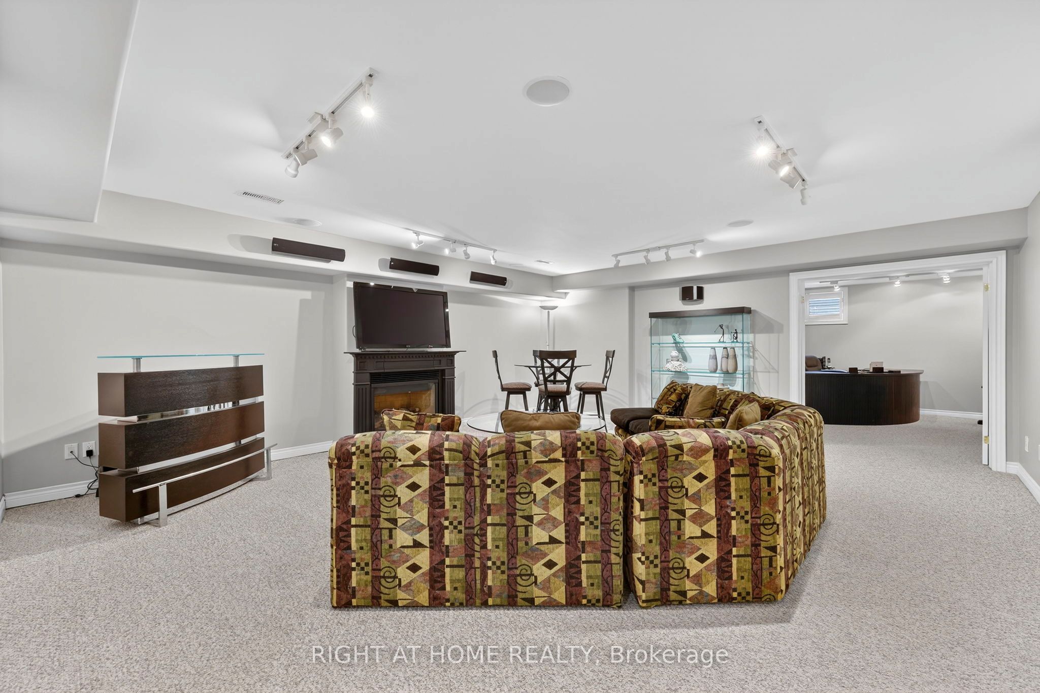 13 Alpine Way Property Photo 22