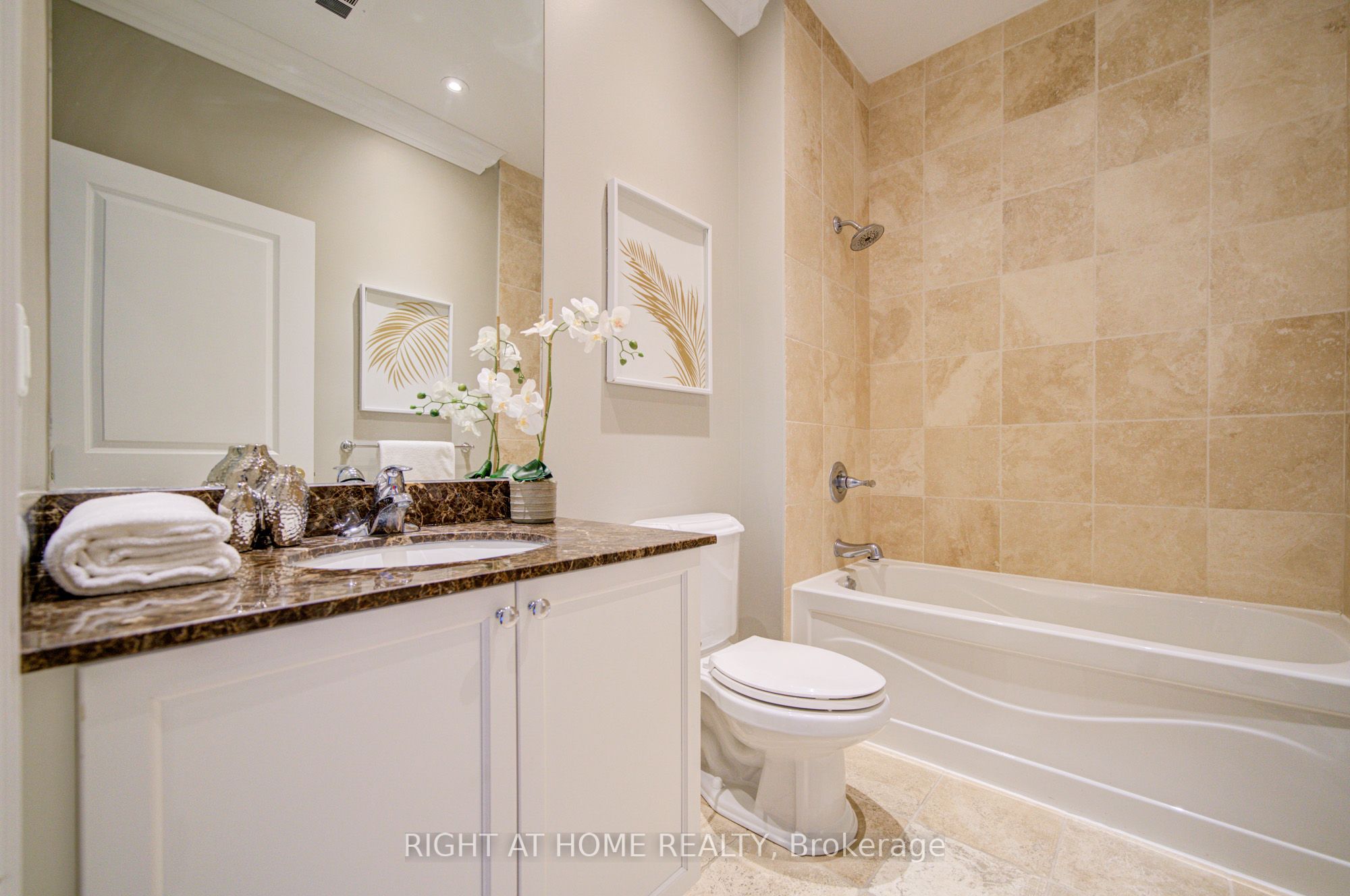 37 Ellen Street Ph06 Property Photo 30