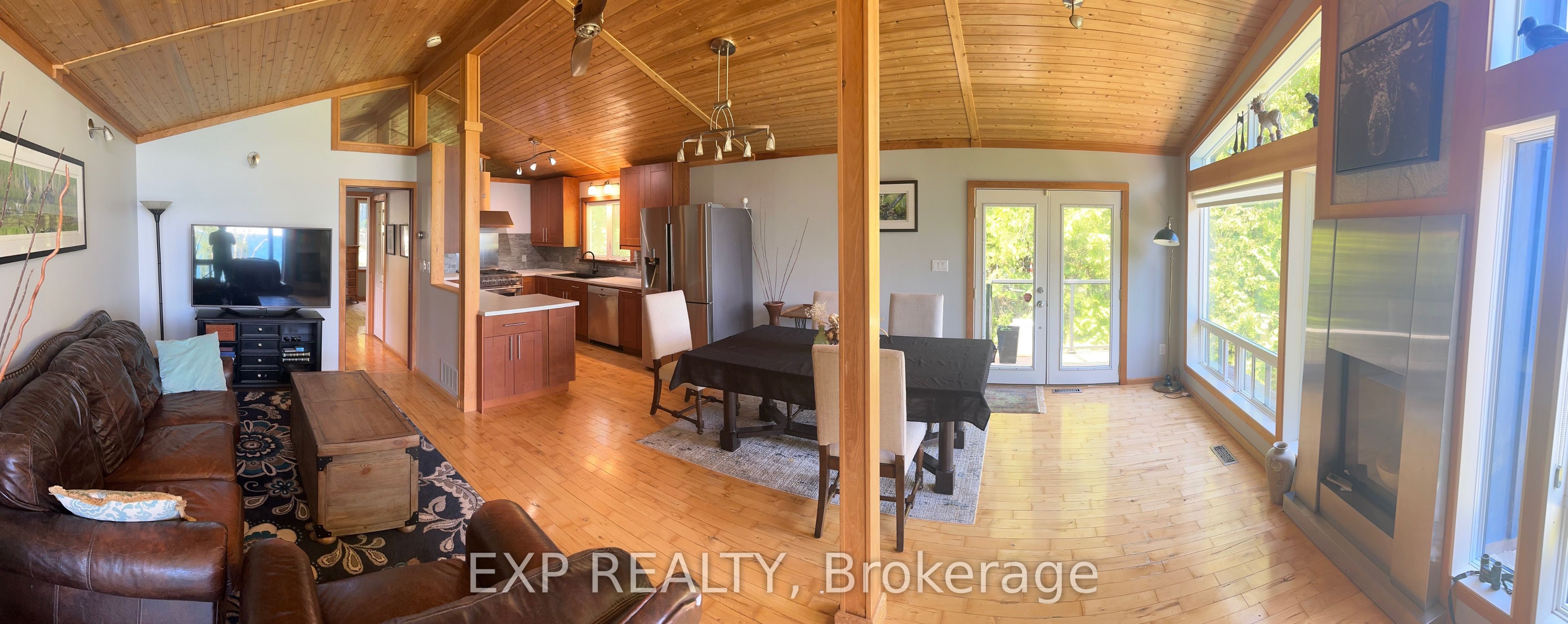 2295 Lakeshore Road E Property Photo 4