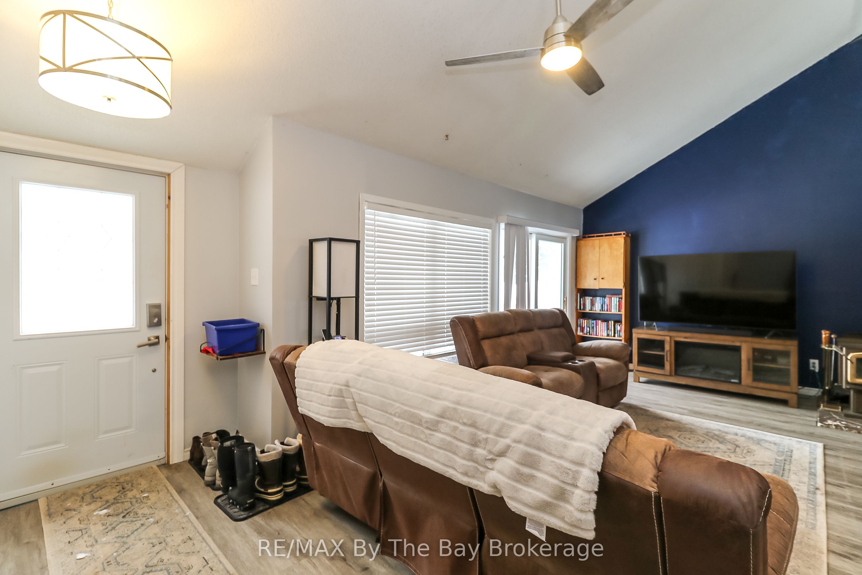 84 32nd Street N Property Photo 11