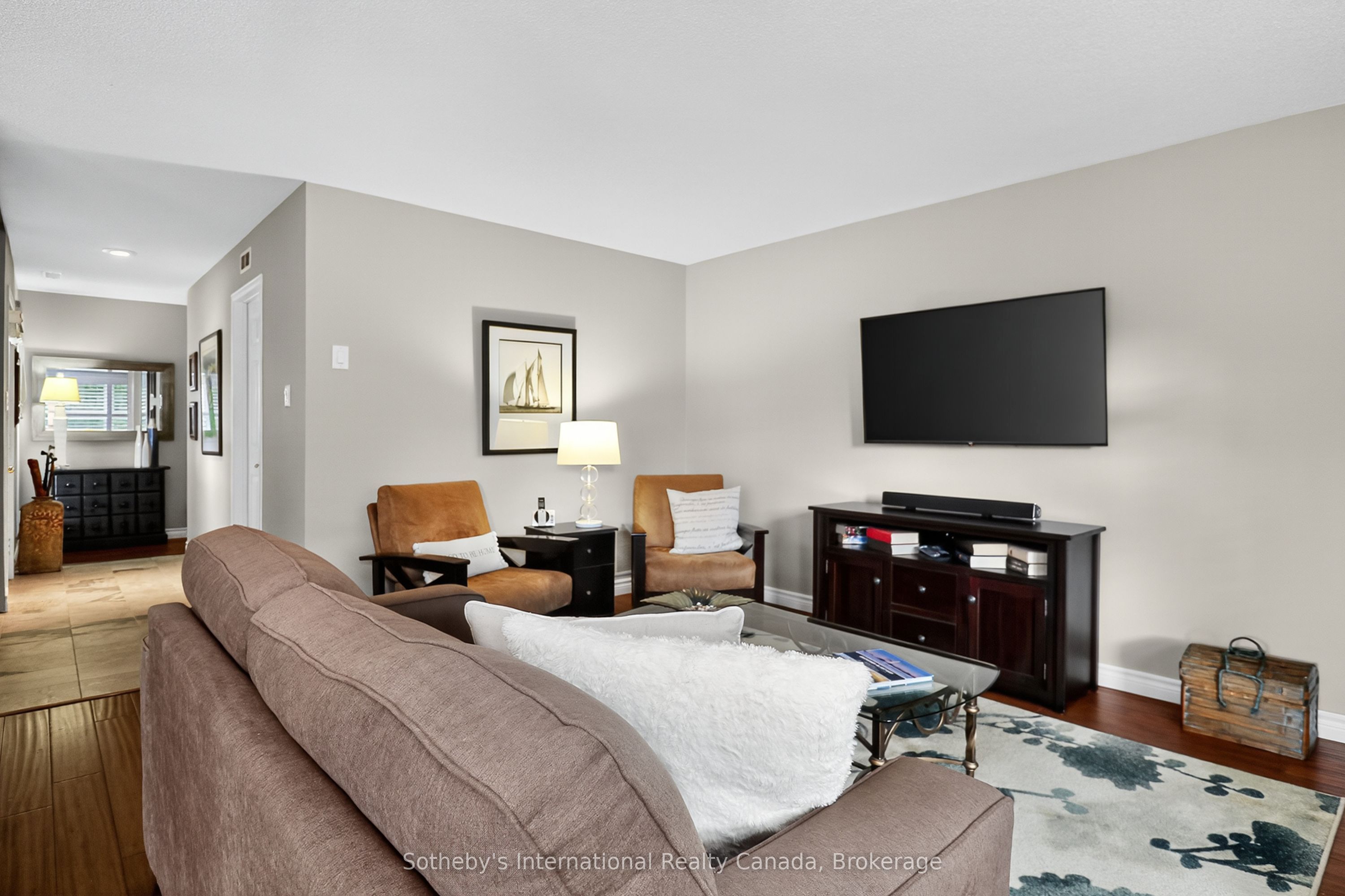 318 Mariners Way Property Photo 9