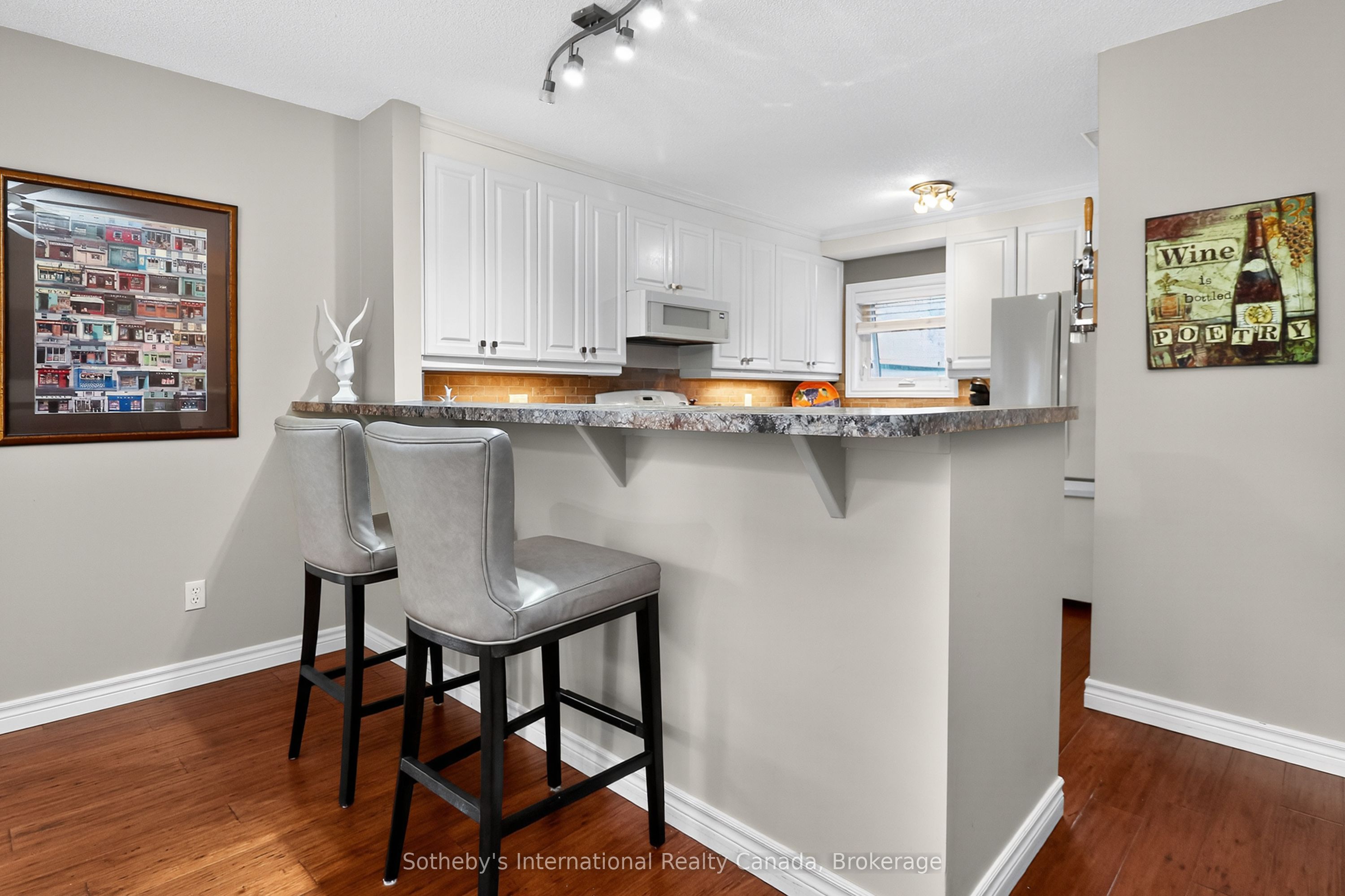 318 Mariners Way Property Photo 14