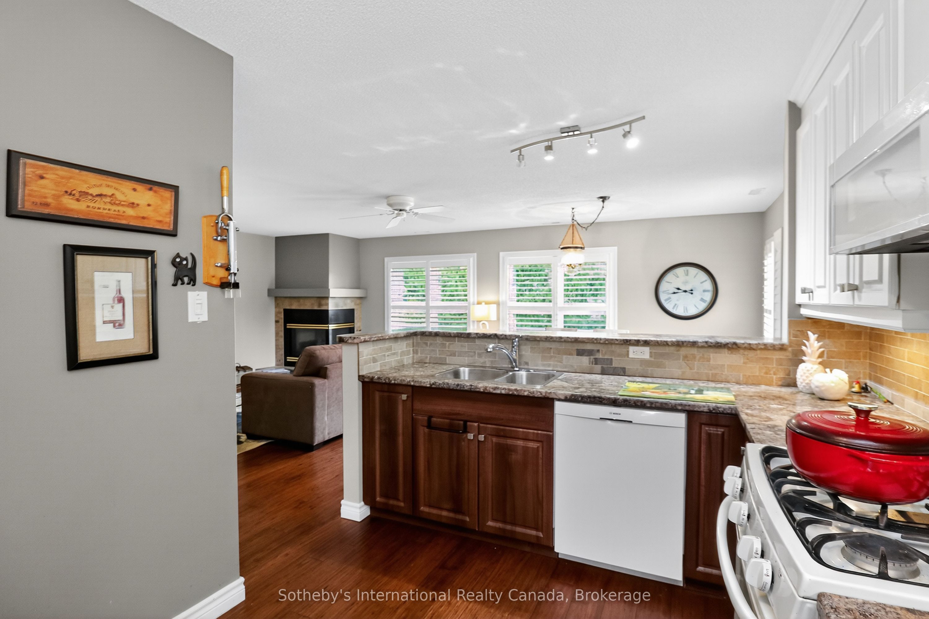 318 Mariners Way Property Photo 17