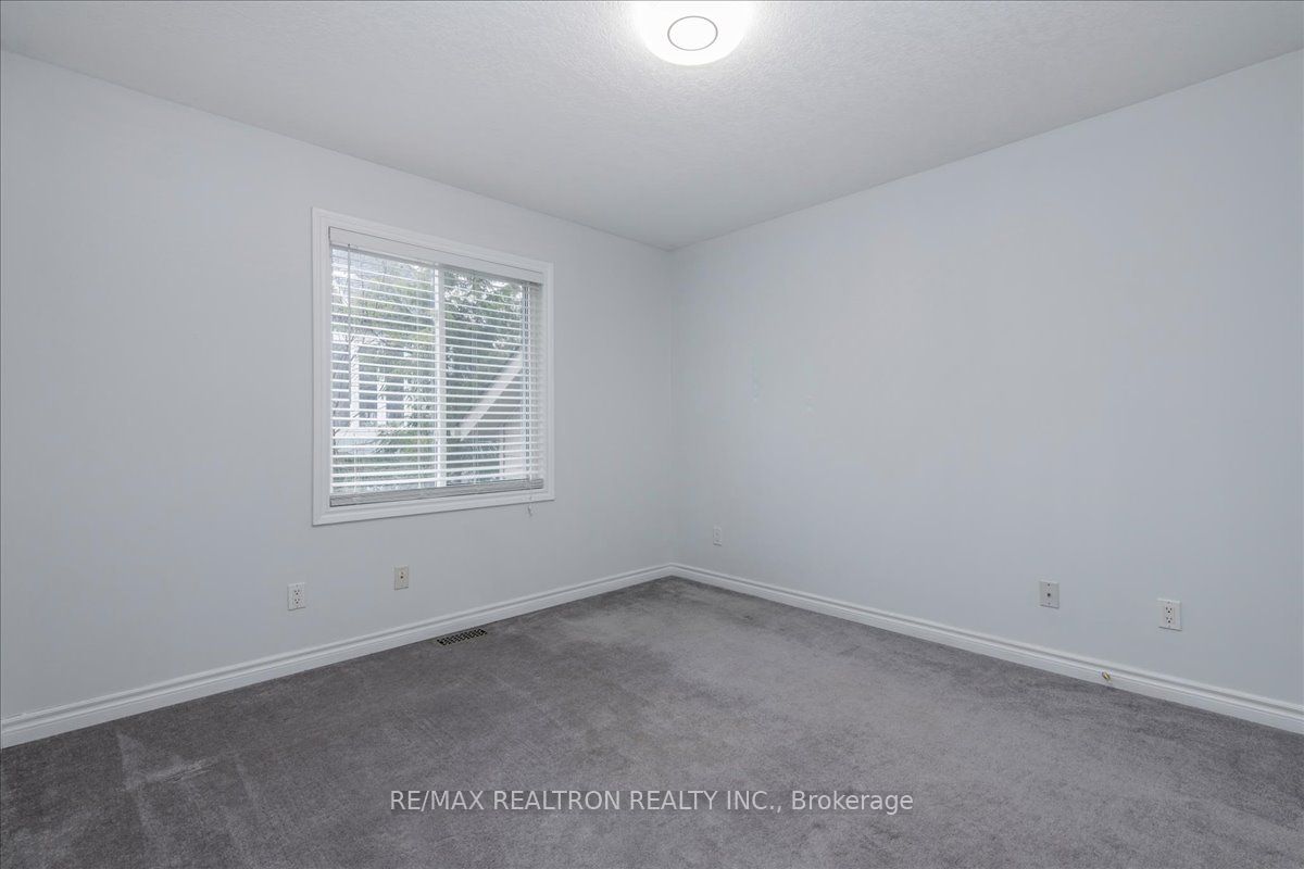 310 Golf Course Road Property Photo 16