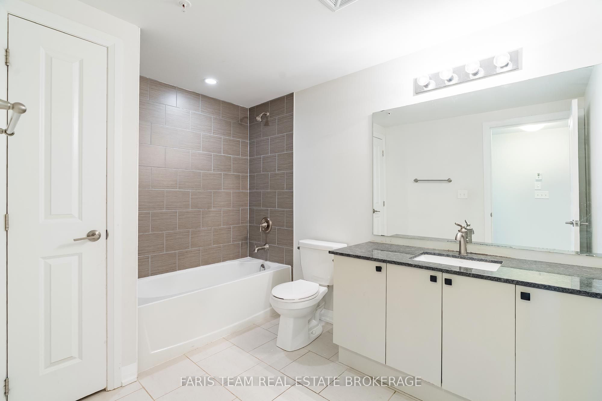20 Koda Street 211 Property Photo 27