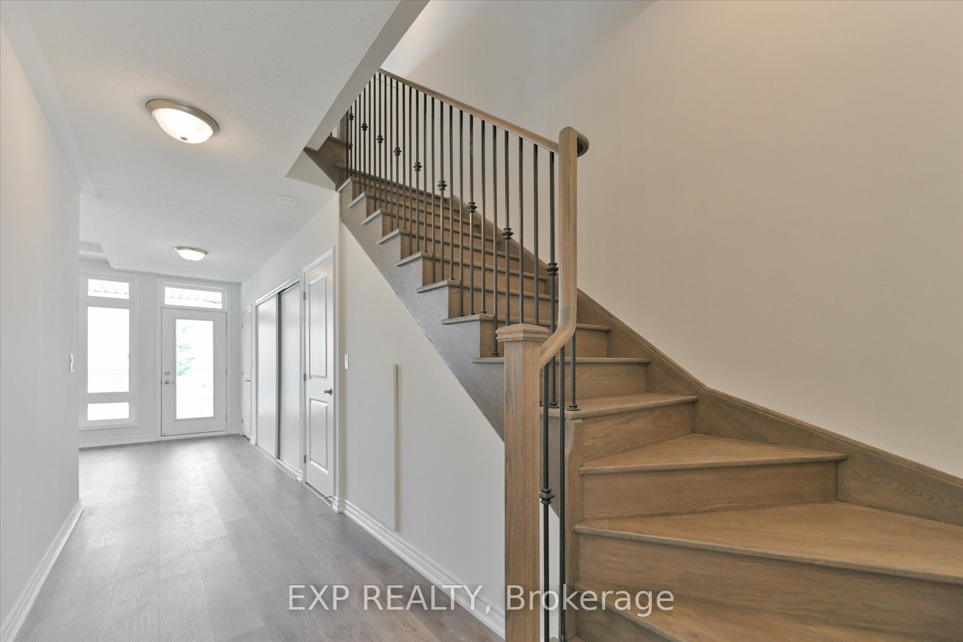 48 Wyn Wood Lane Property Photo 14