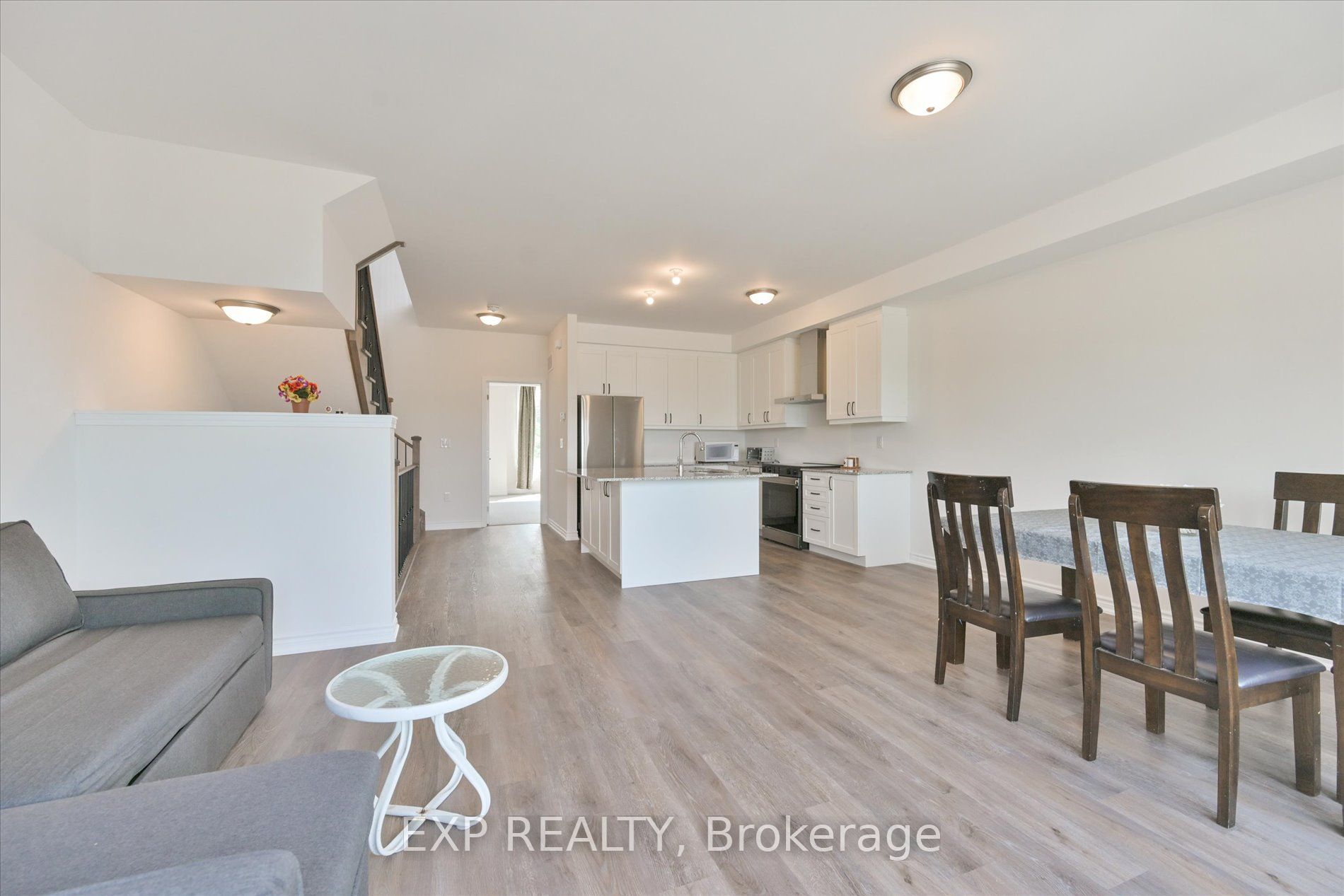 48 Wyn Wood Lane Property Photo 16