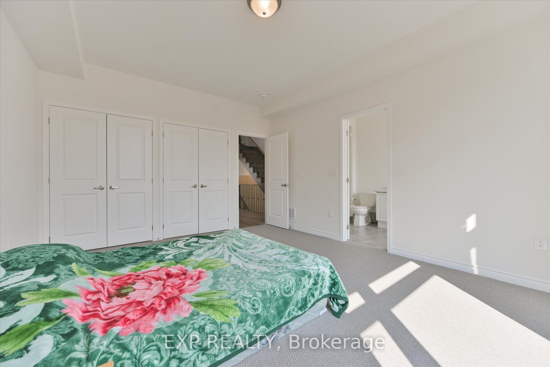 48 Wyn Wood Lane Property Photo 24