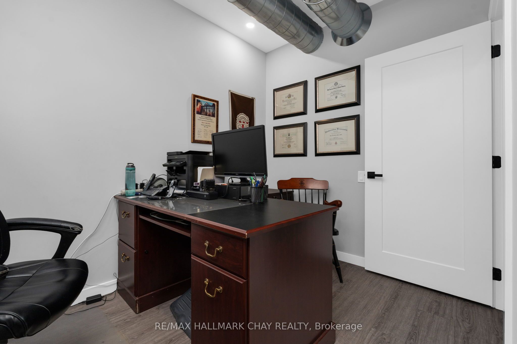 163 Mary Street Property Photo 5