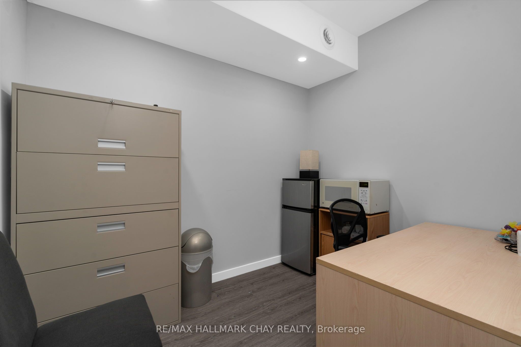 163 Mary Street Property Photo 7