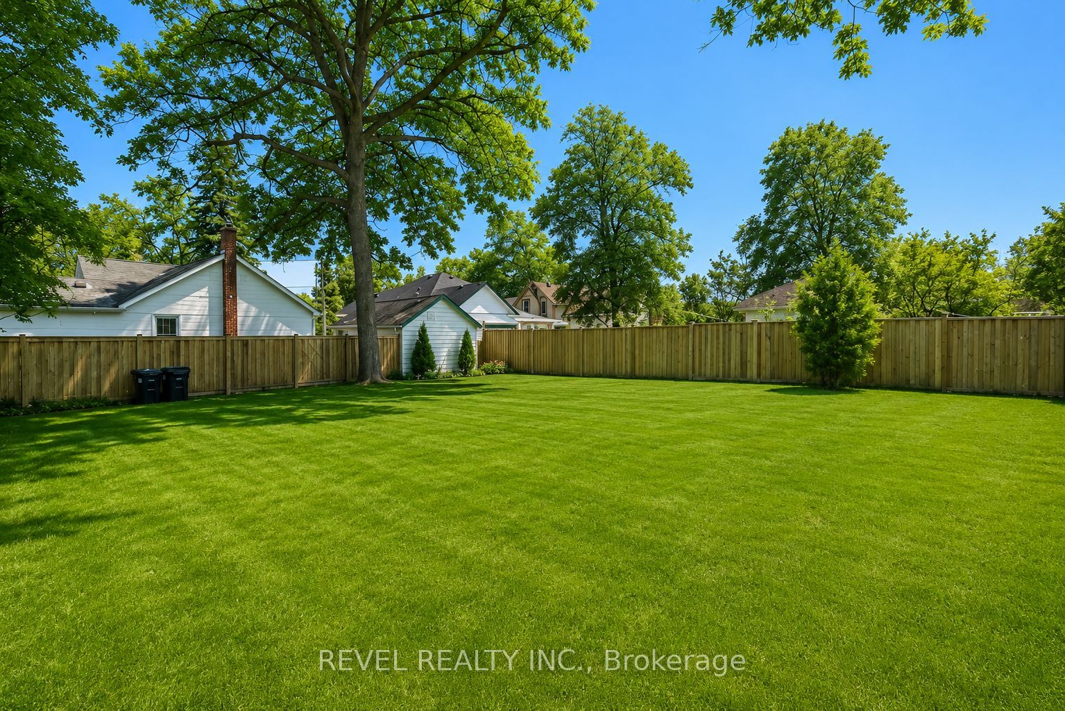 44 Parkside Drive Property Photo 24