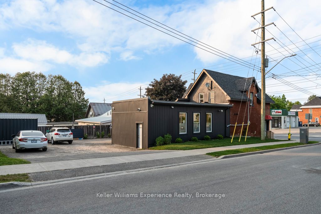 206 Fourth Street Property Photo 6