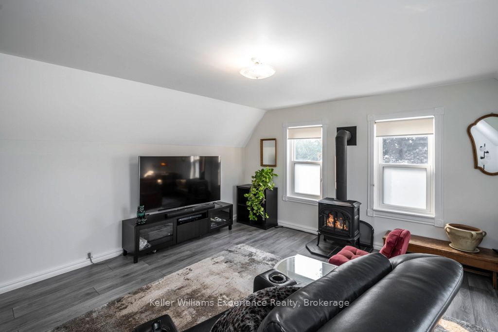 206 Fourth Street Property Photo 18