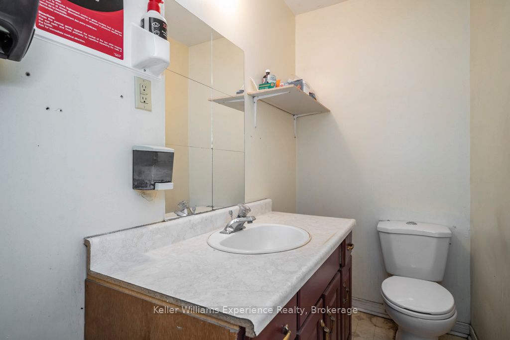 206 Fourth Street Property Photo 23