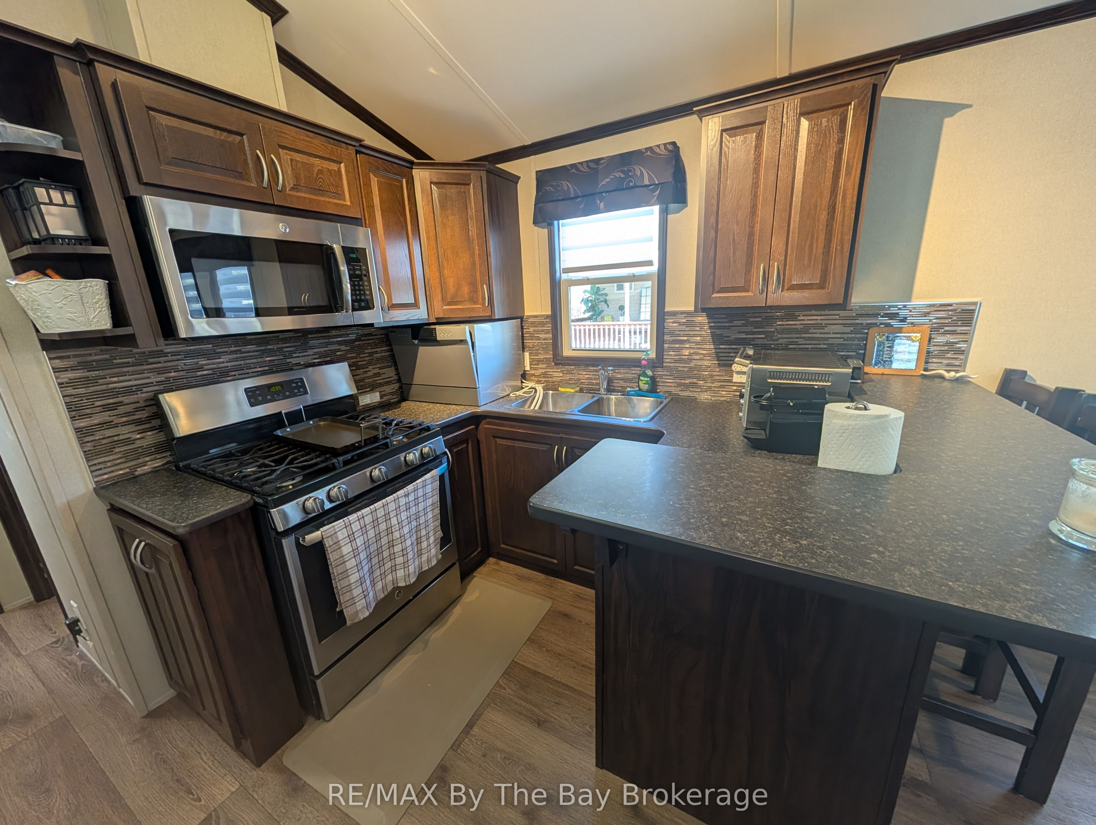 42 Temagami Trail Property Photo 15