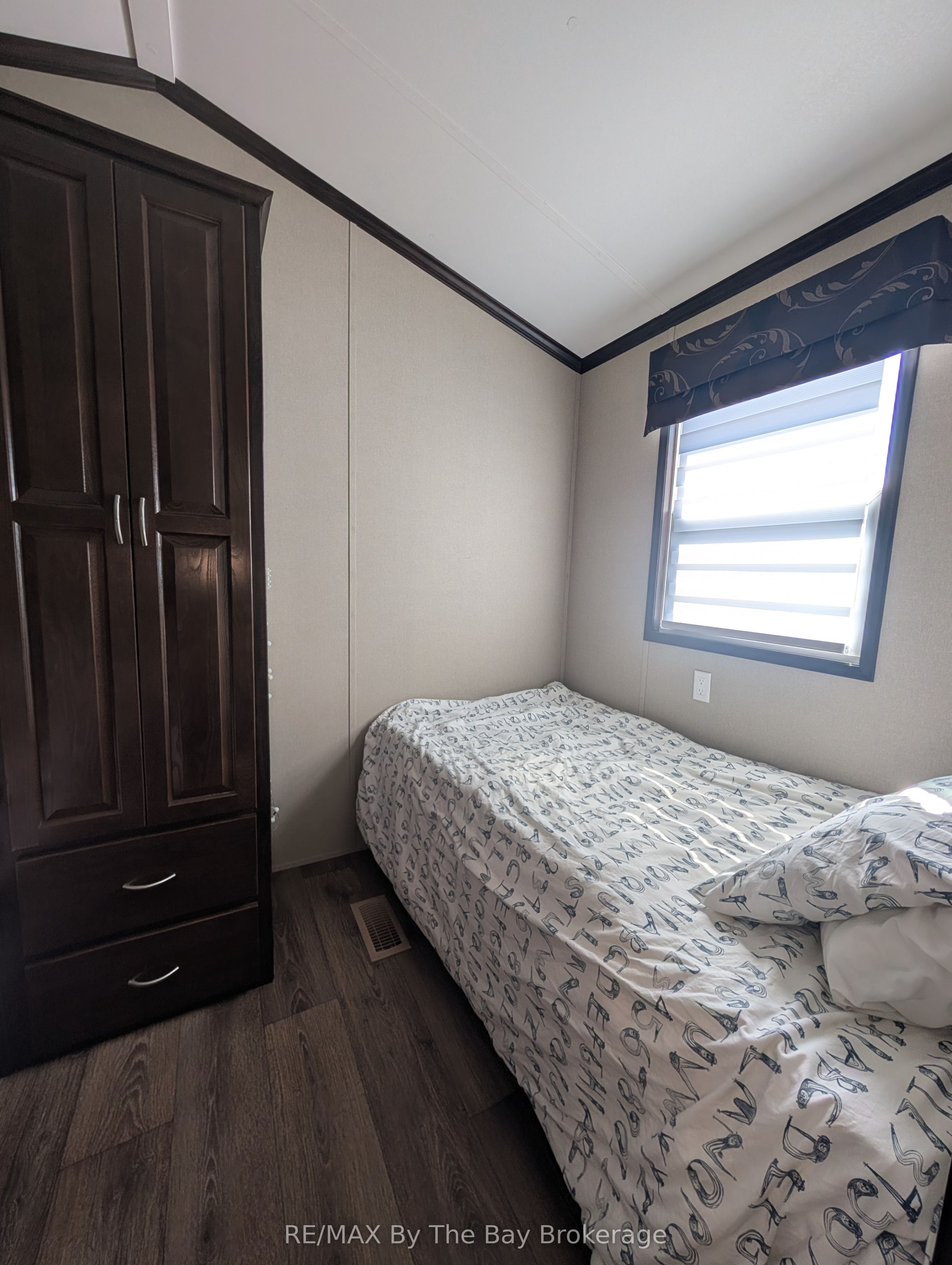 42 Temagami Trail Property Photo 18
