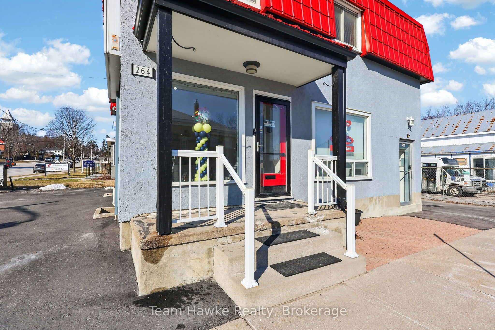 264 First Street Property Photo 4