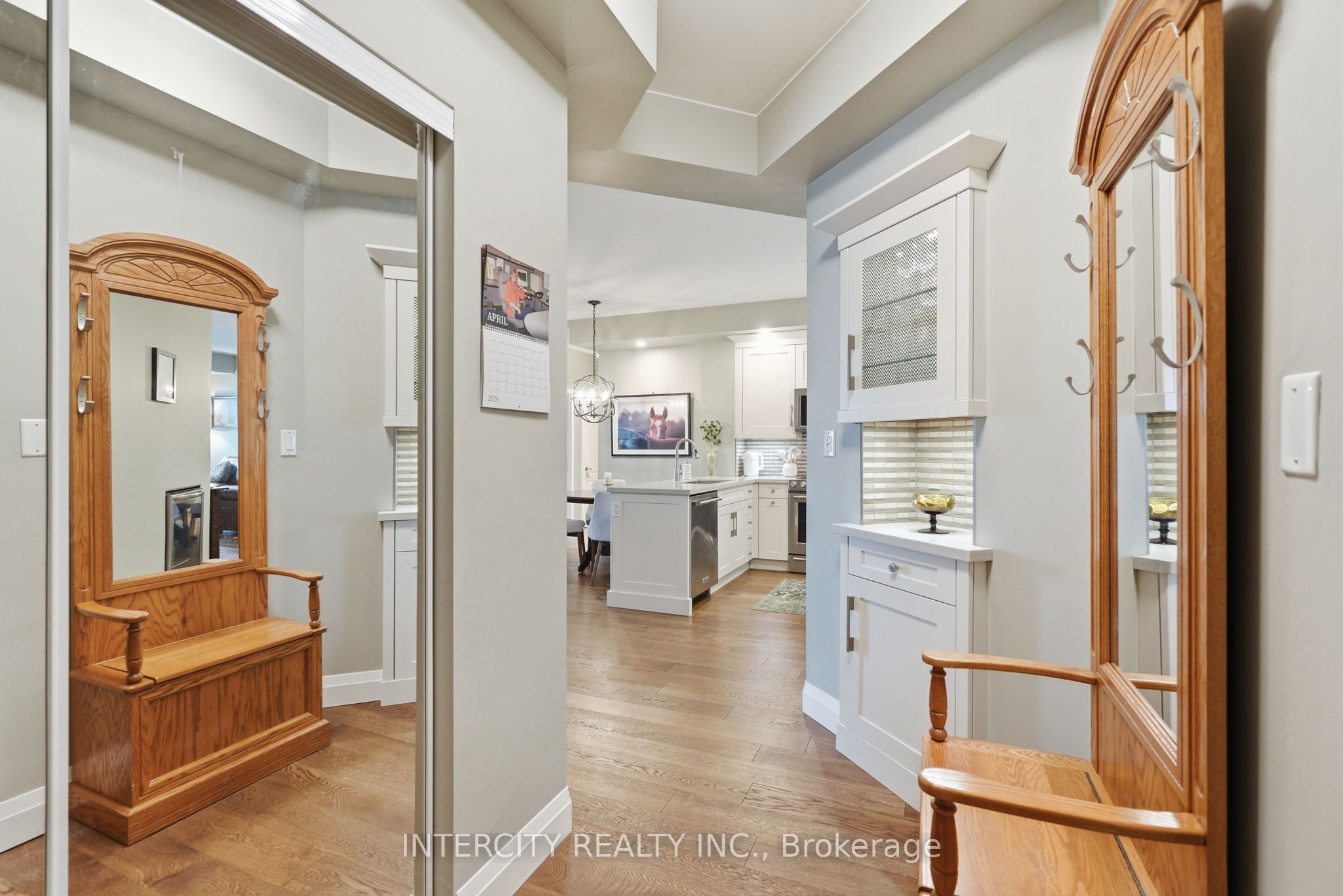 699 Aberdeen Boulevard 905 Property Photo 2