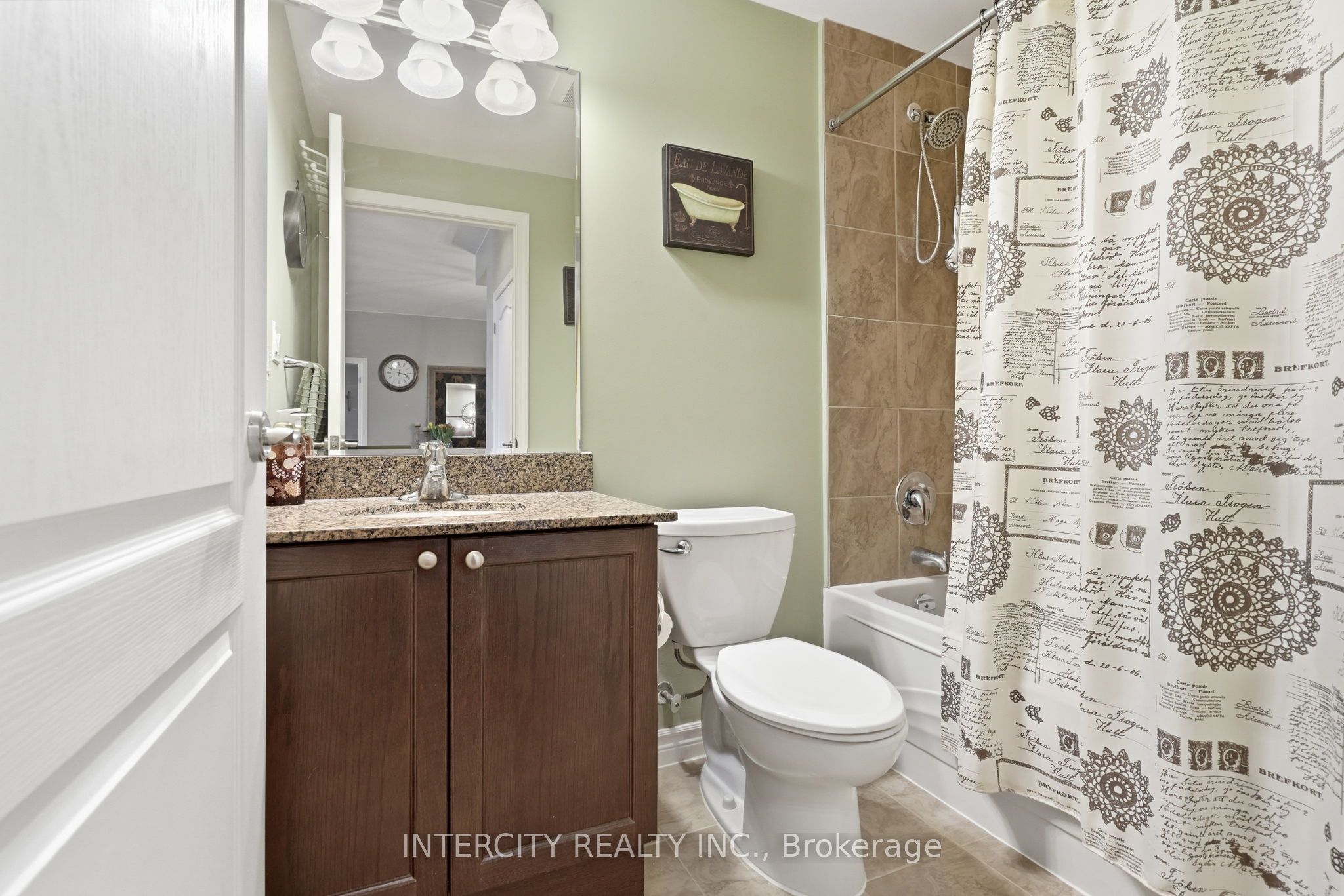 699 Aberdeen Boulevard 905 Property Photo 13