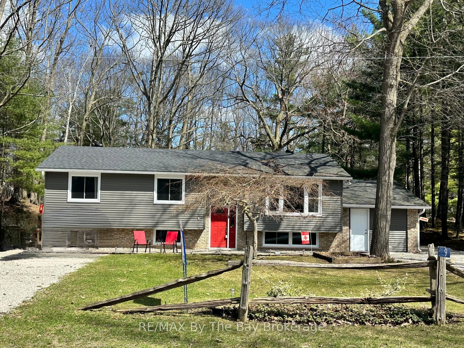 9 Frederick Drive Property Photo 1