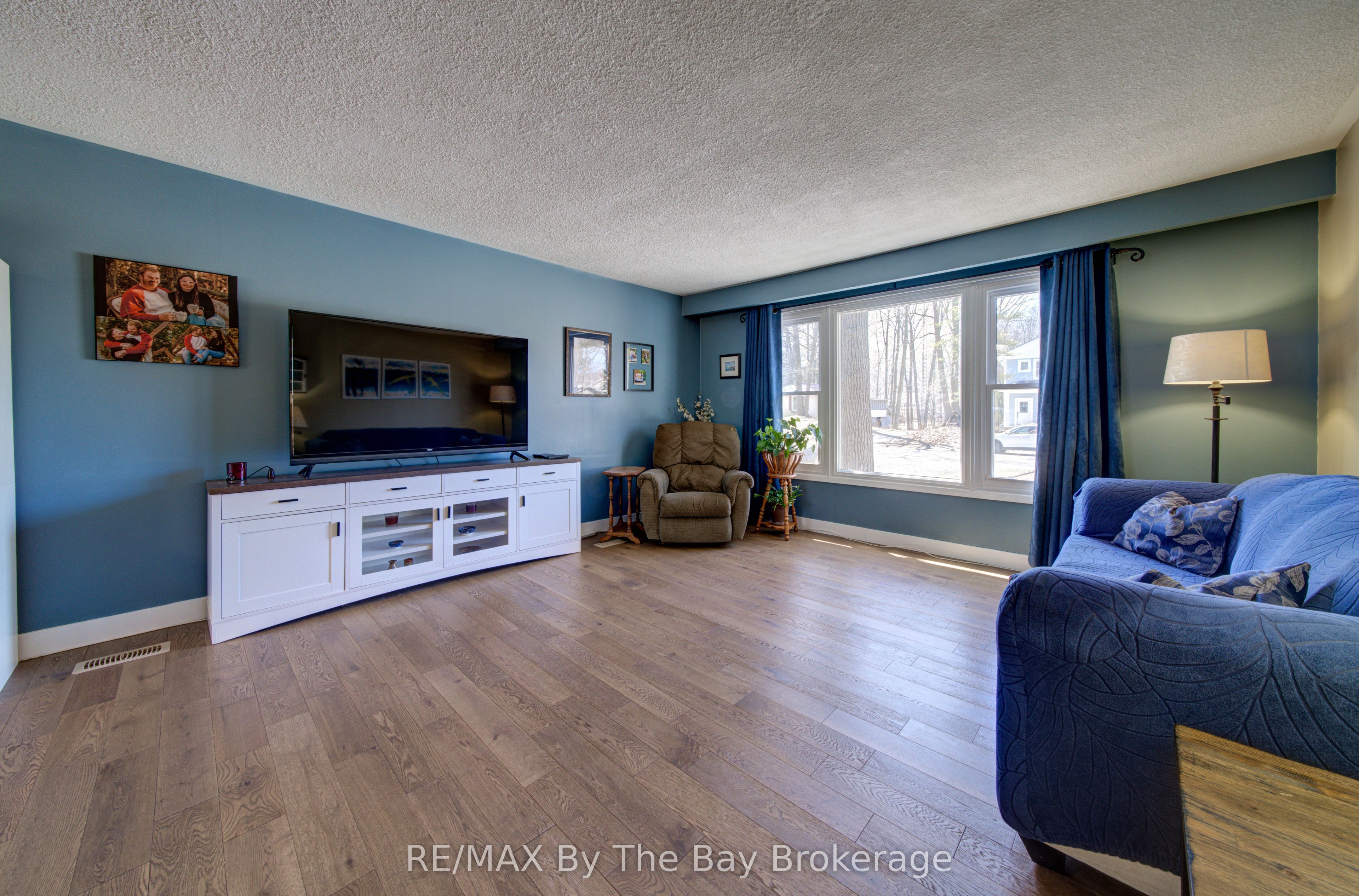 9 Frederick Drive Property Photo 4
