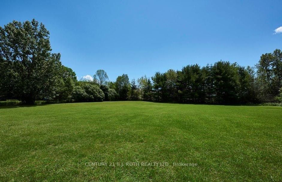 2925 Old Barrie Road E Property Photo 1