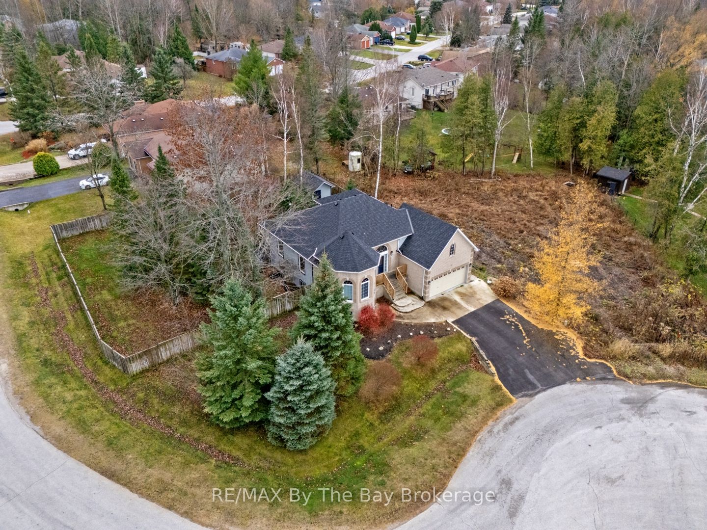 6 Deerrun Place Property Photo 3
