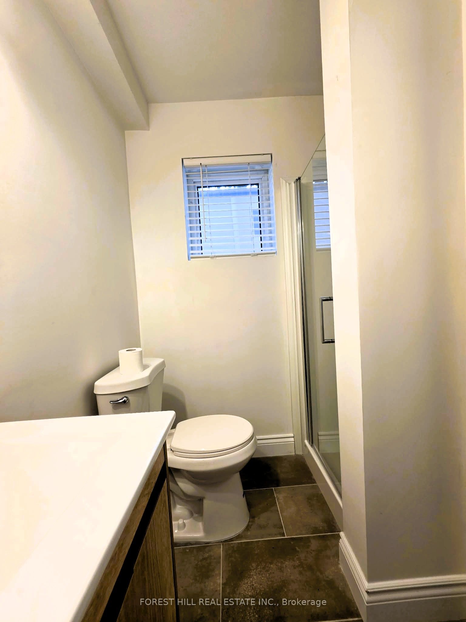 859 Lakeshore Road E Property Photo 28