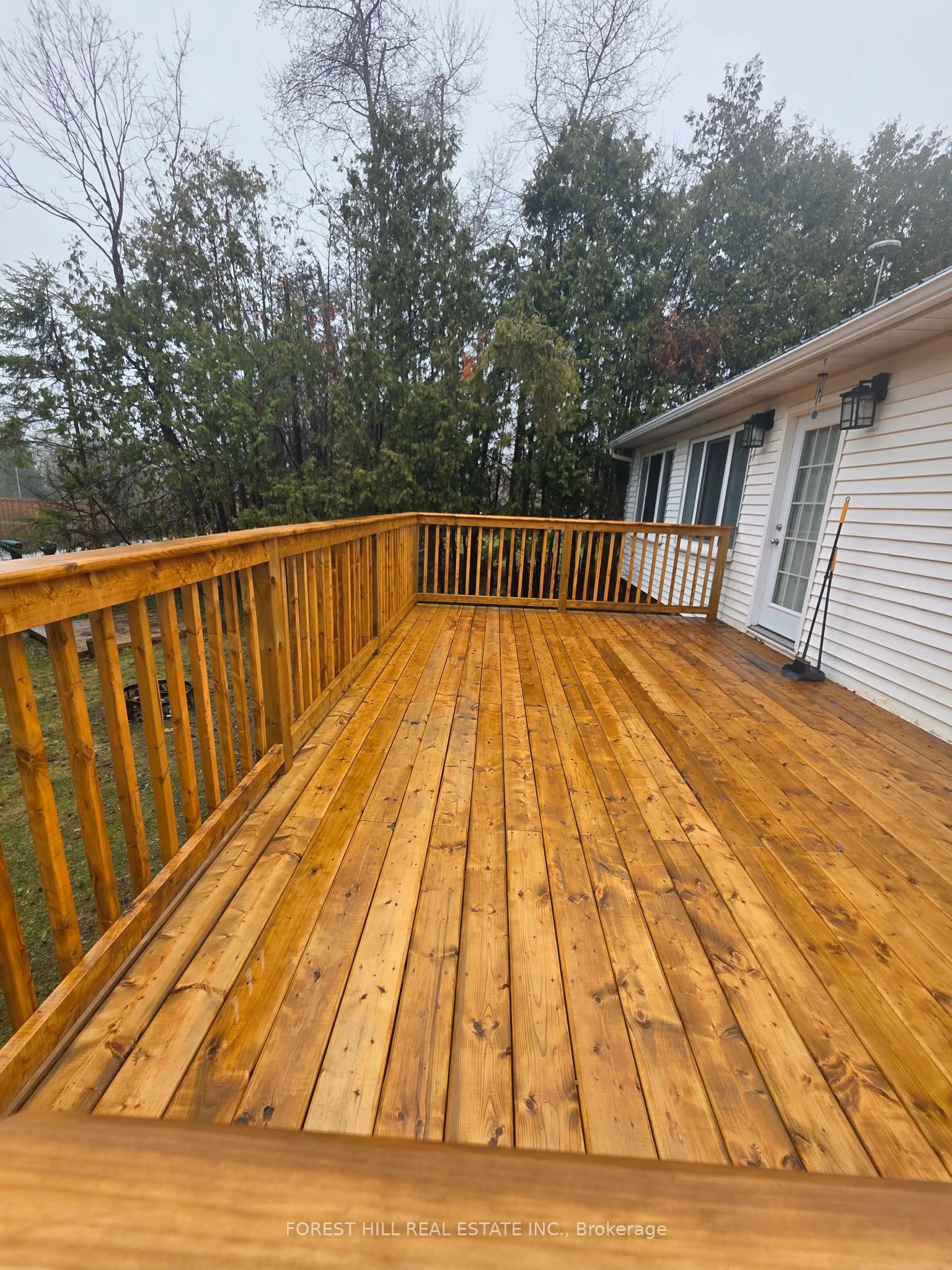 859 Lakeshore Road E Property Photo 37