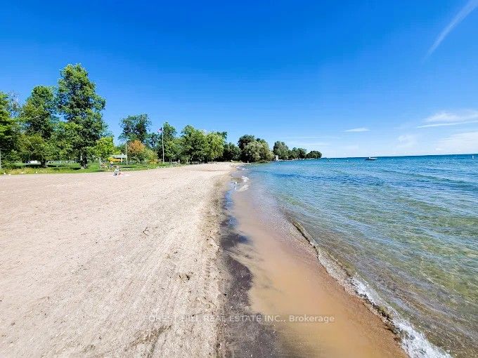 859 Lakeshore Road E Property Photo 42
