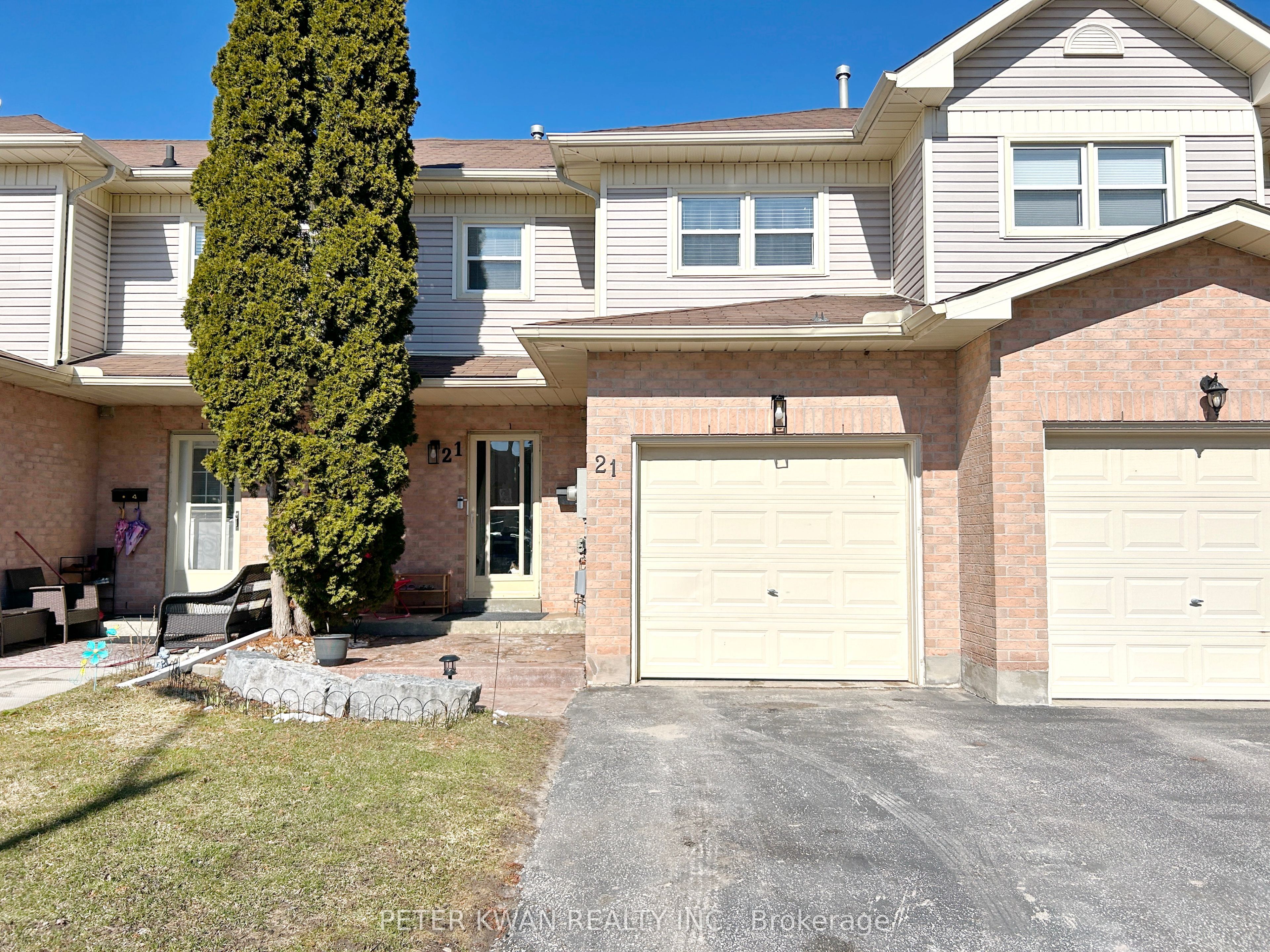 120 D'ambrosio Drive 21 Property Photo 1
