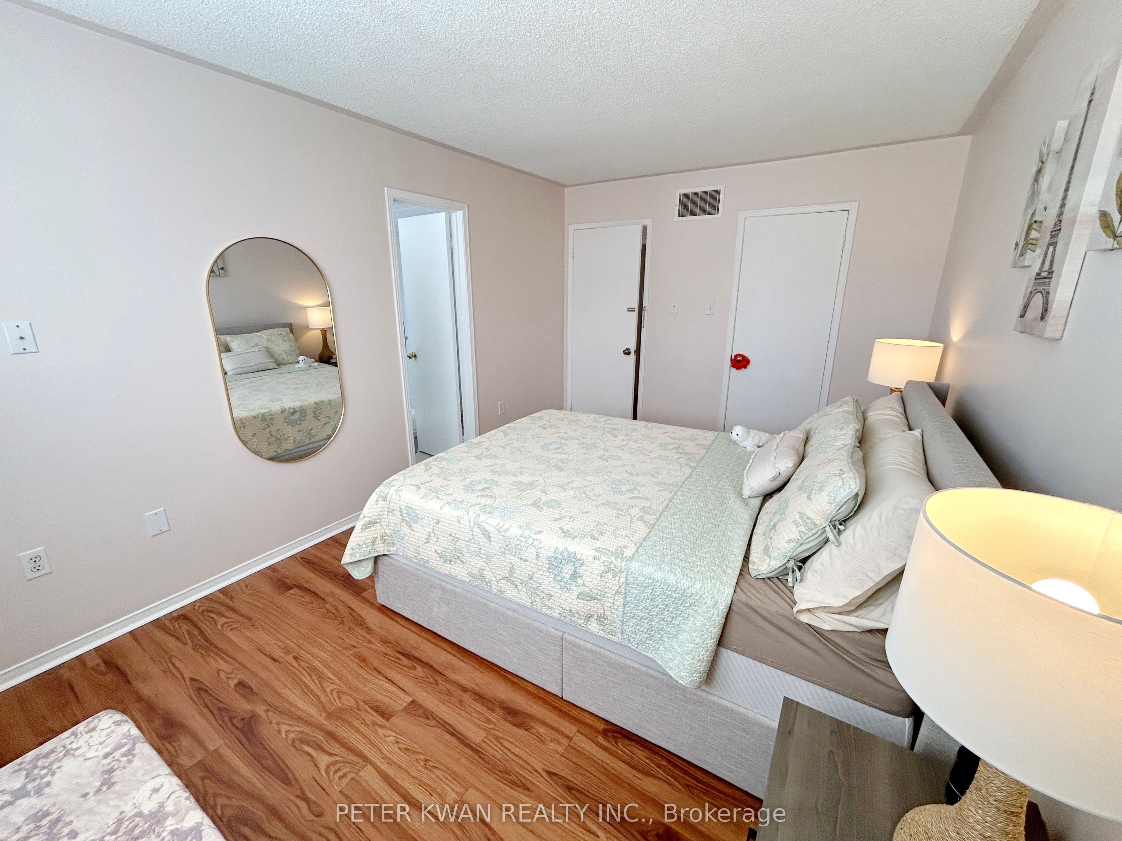 120 D'ambrosio Drive 21 Property Photo 11
